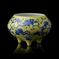 A Japanese Yellow-Ground 'Dragons' Censer, Signed Makuzu Kozan Sei