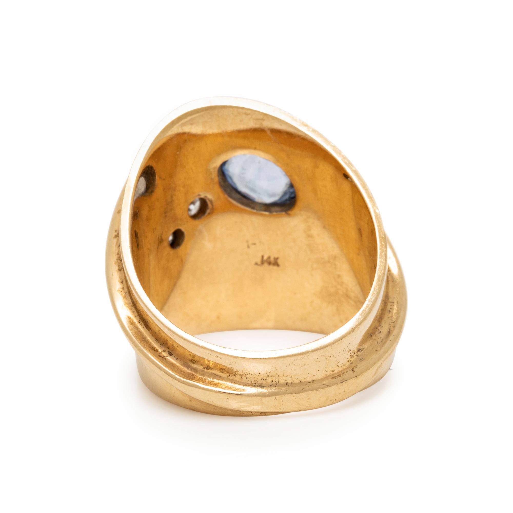 YELLOW GOLD, SAPPHIRE, AND DIAMOND RING
