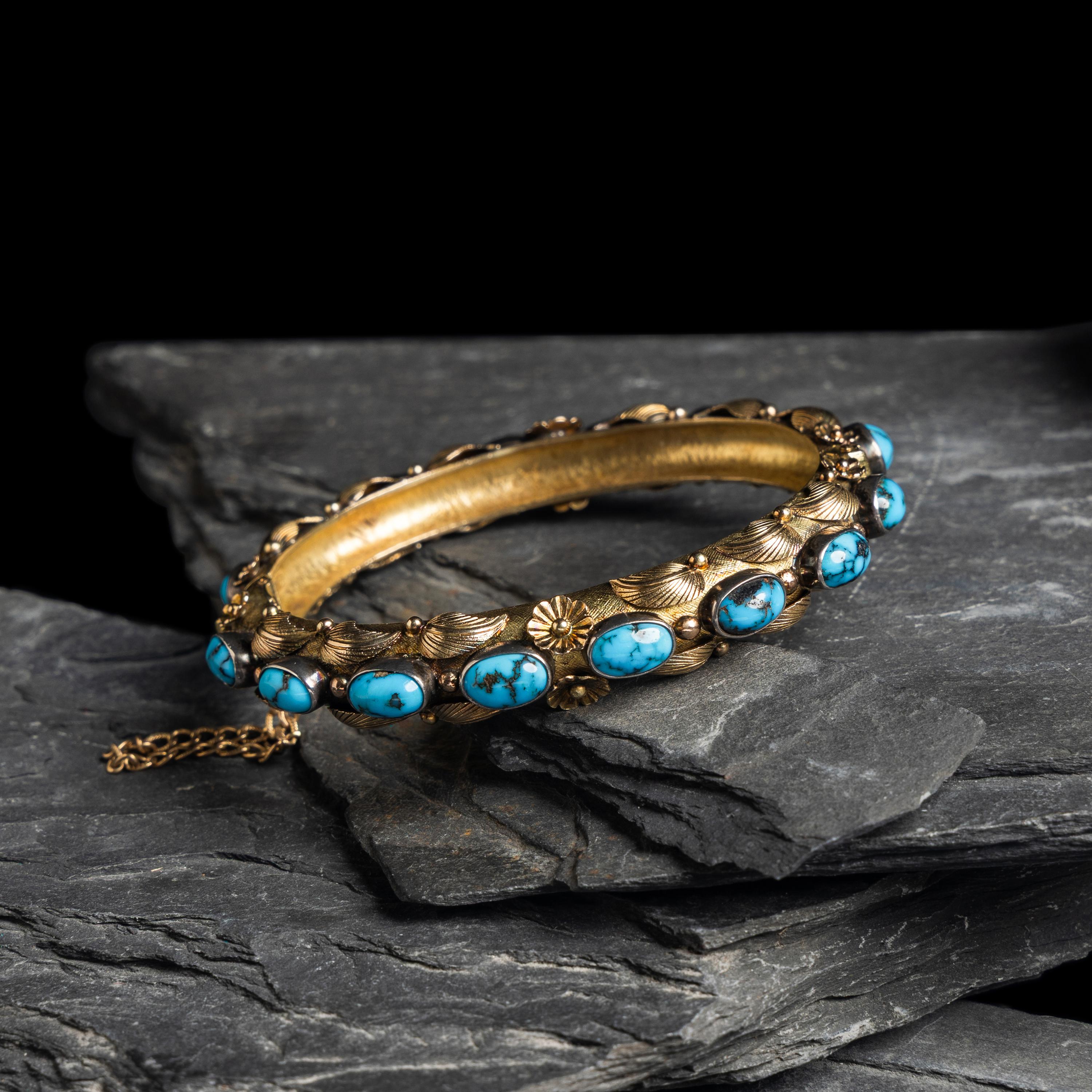 The Navajo Hogan, Carl Luthey (Shop, act. 1960-1980) — 14K Gold and Persian Turquoise Bangle Bracelet