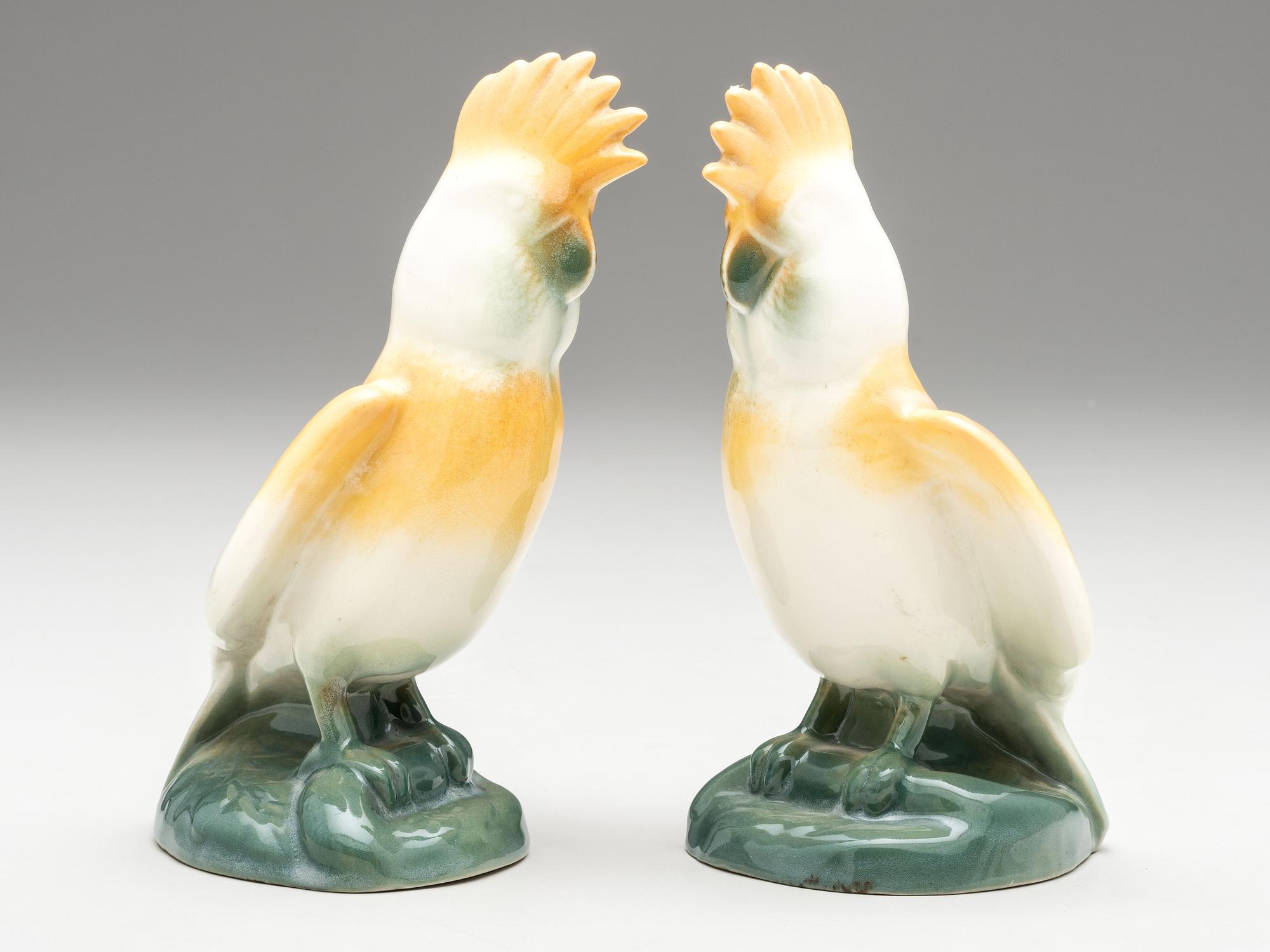 Pair Cockatoo Figures, 1944