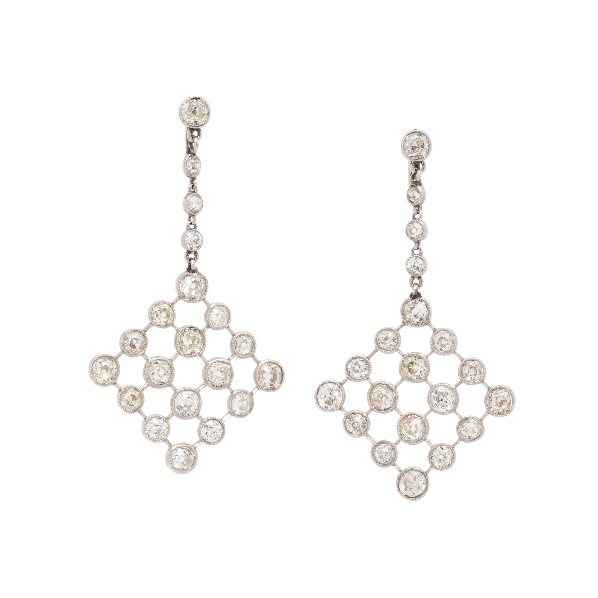 DIAMOND EARRINGS