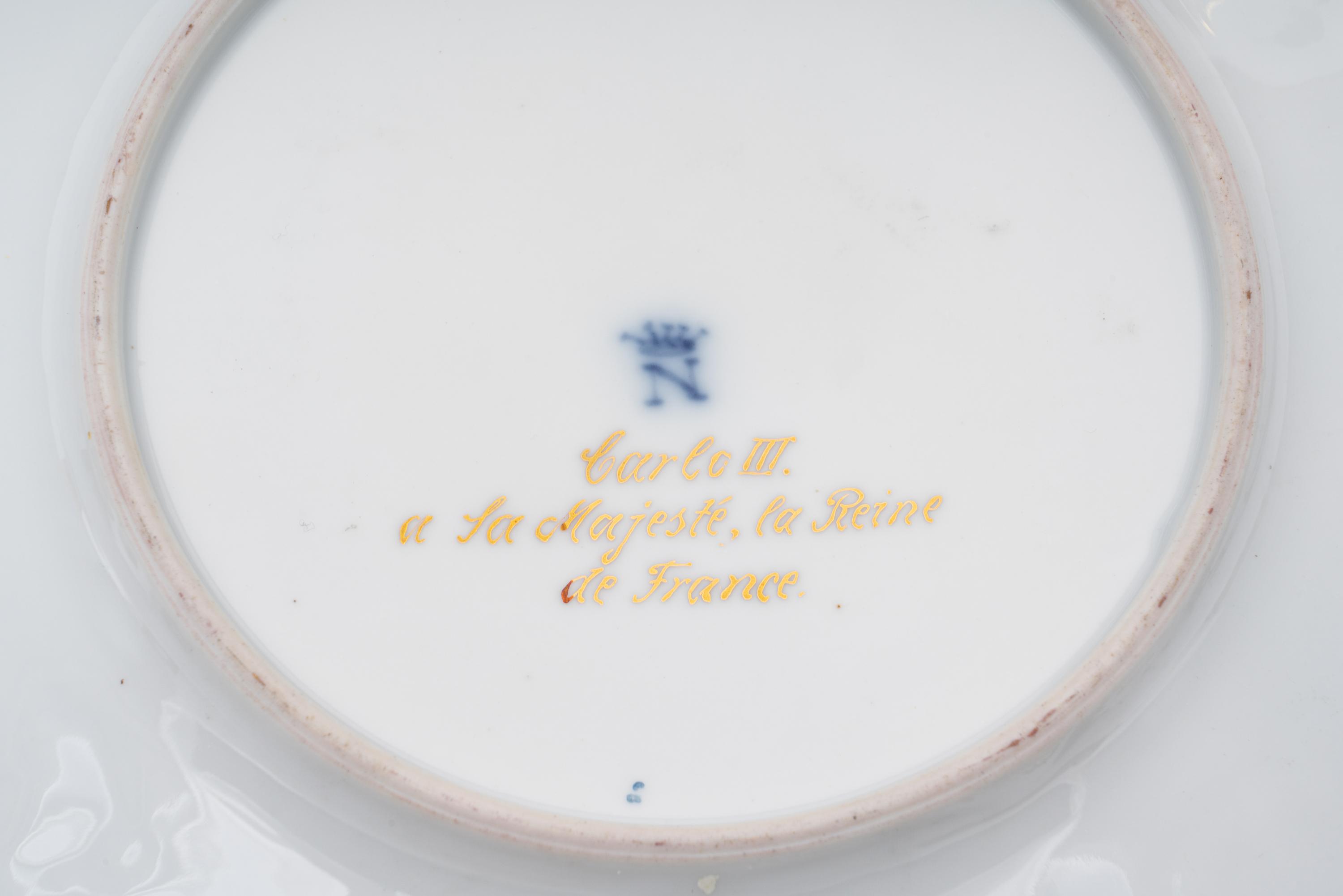 A Capodimonte Porcelain Dinner Service