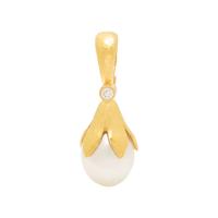ELIZABETH LOCKE, YELLOW GOLD, DIAMOND AND CULTURED PEARL PENDANT