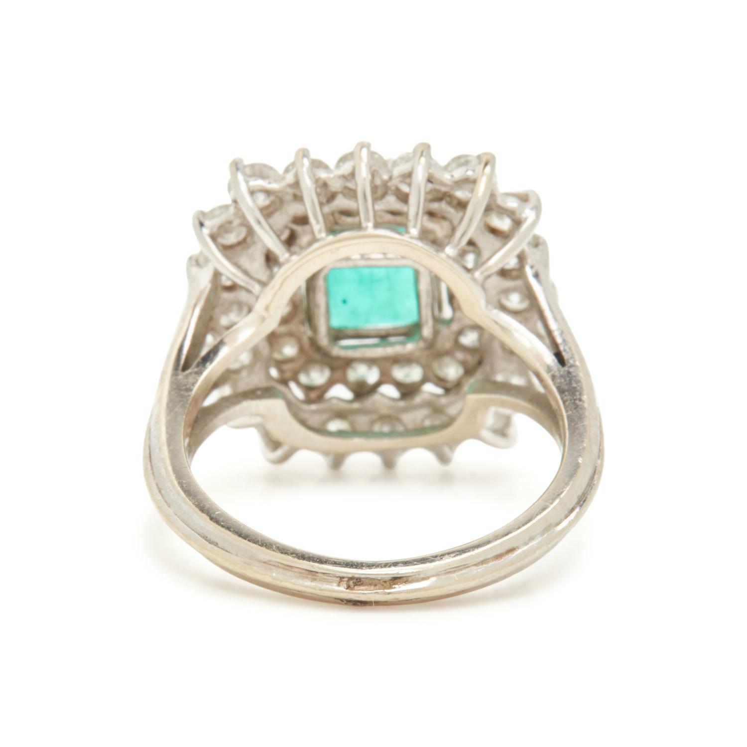 EMERALD AND DIAMOND RING