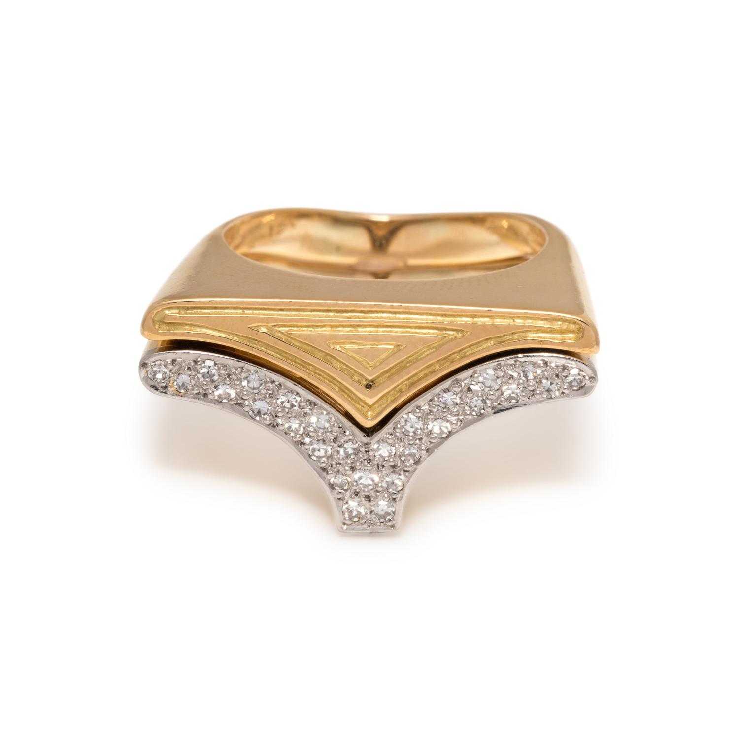 YELLOW GOLD AND DIAMOND RING SET
