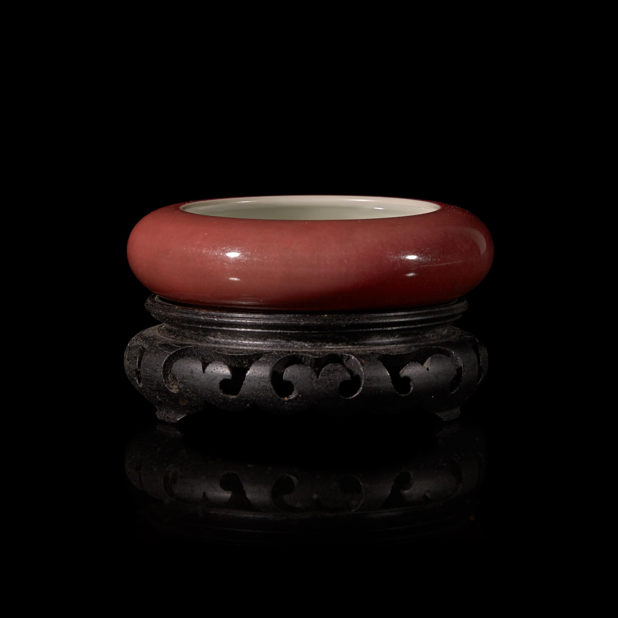 A Chinese Peachbloom Glazed Porcelain Brush Washer, Tangluoxi, 19th Century 清中晚期 豇豆紅鐋鑼洗