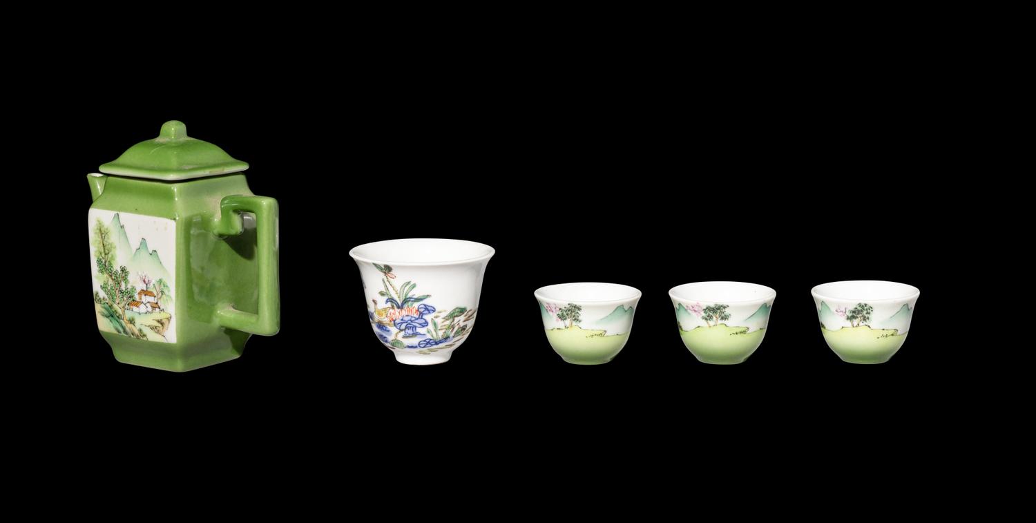 A Five-Piece Chinese Green Ground Famille Rose Porcelain Tea Set
