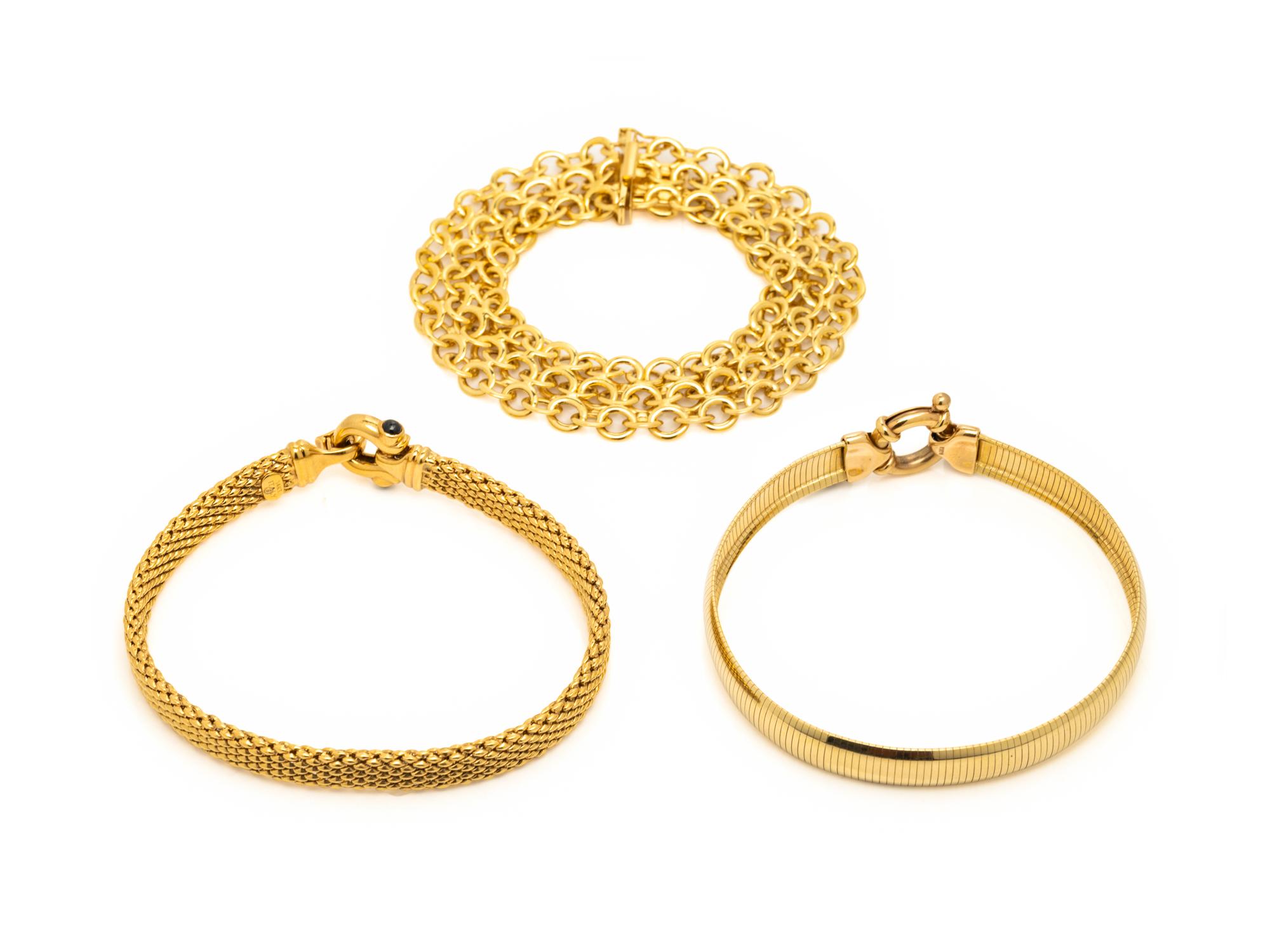 COLLECTION OF YELLOW GOLD BRACELETS