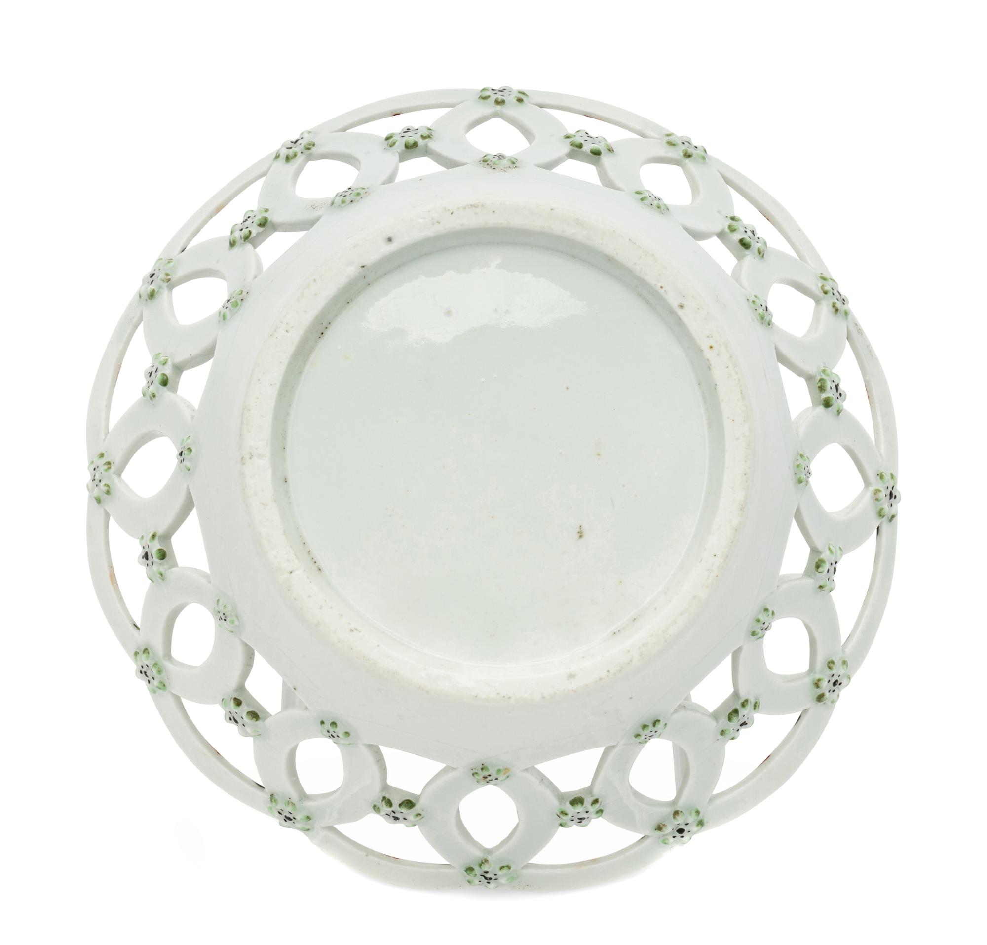 A Worcester Porcelain Reticulated Basket