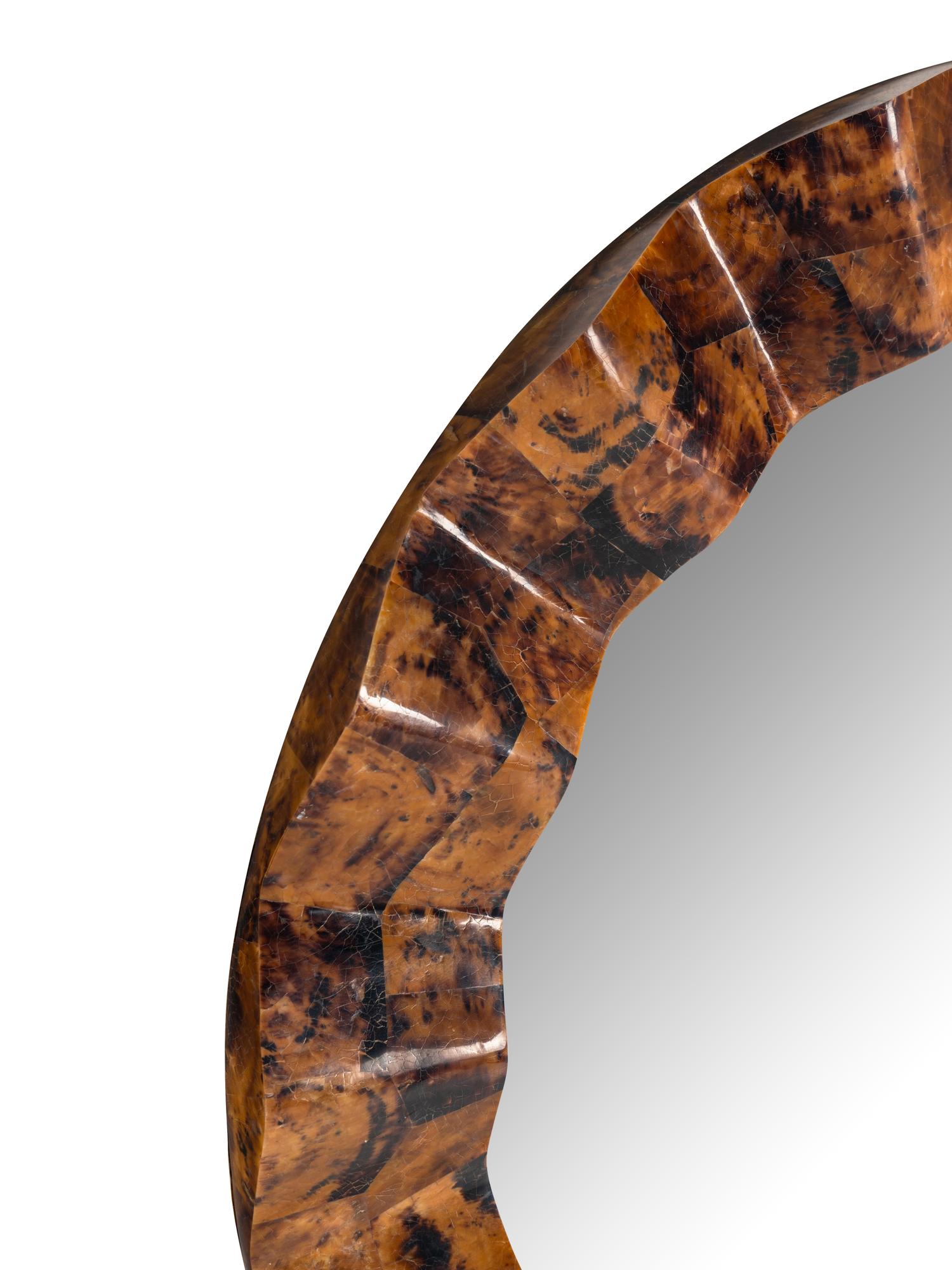 A Contemporary Simulated Horn Mirror