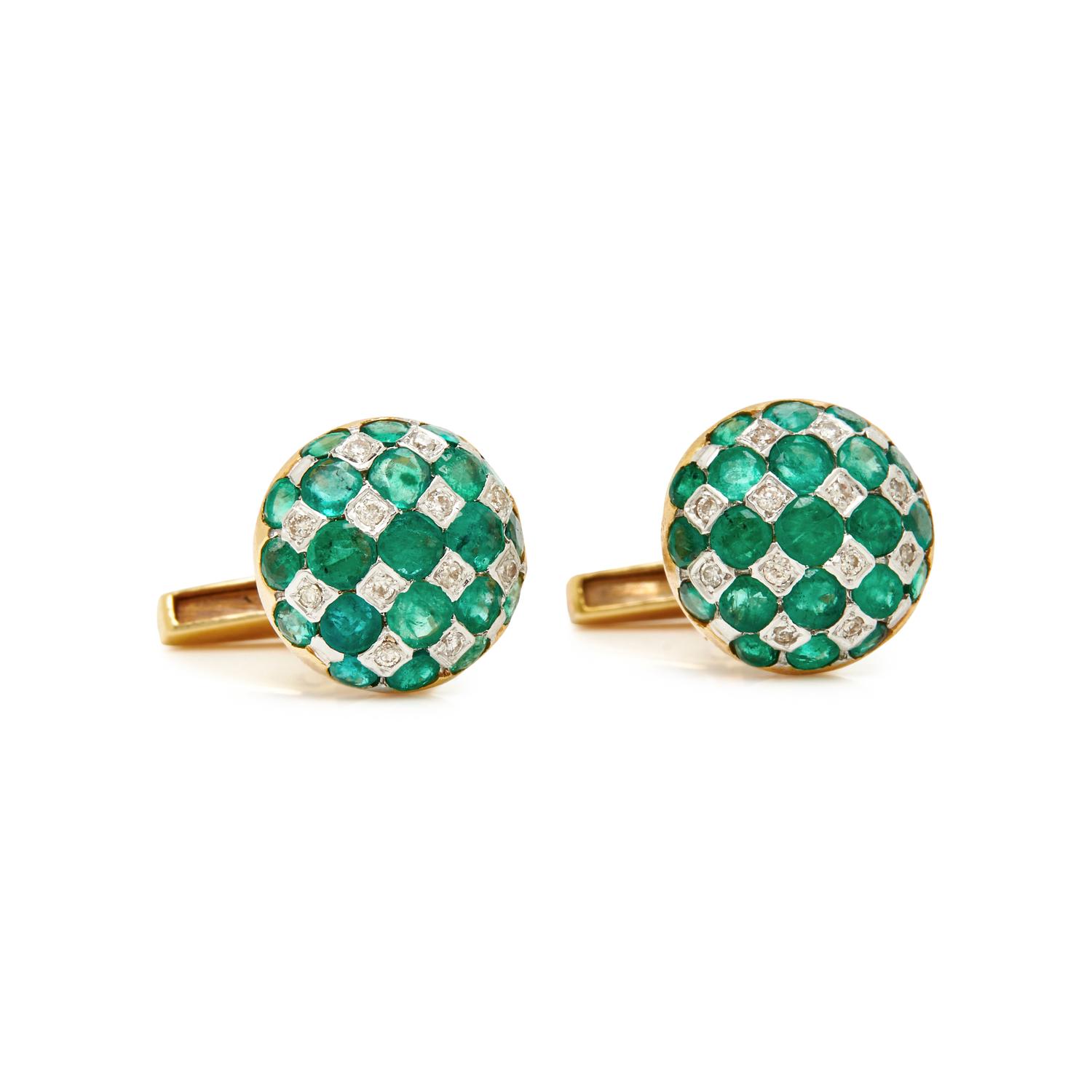 YELLOW GOLD, EMERALD, AND DIAMOND DRESS SET
