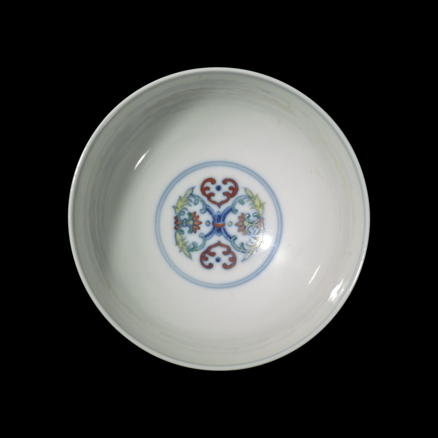 A Chinese Doucai Porcelain 'Lotus' Cup 斗彩蓮紋盌