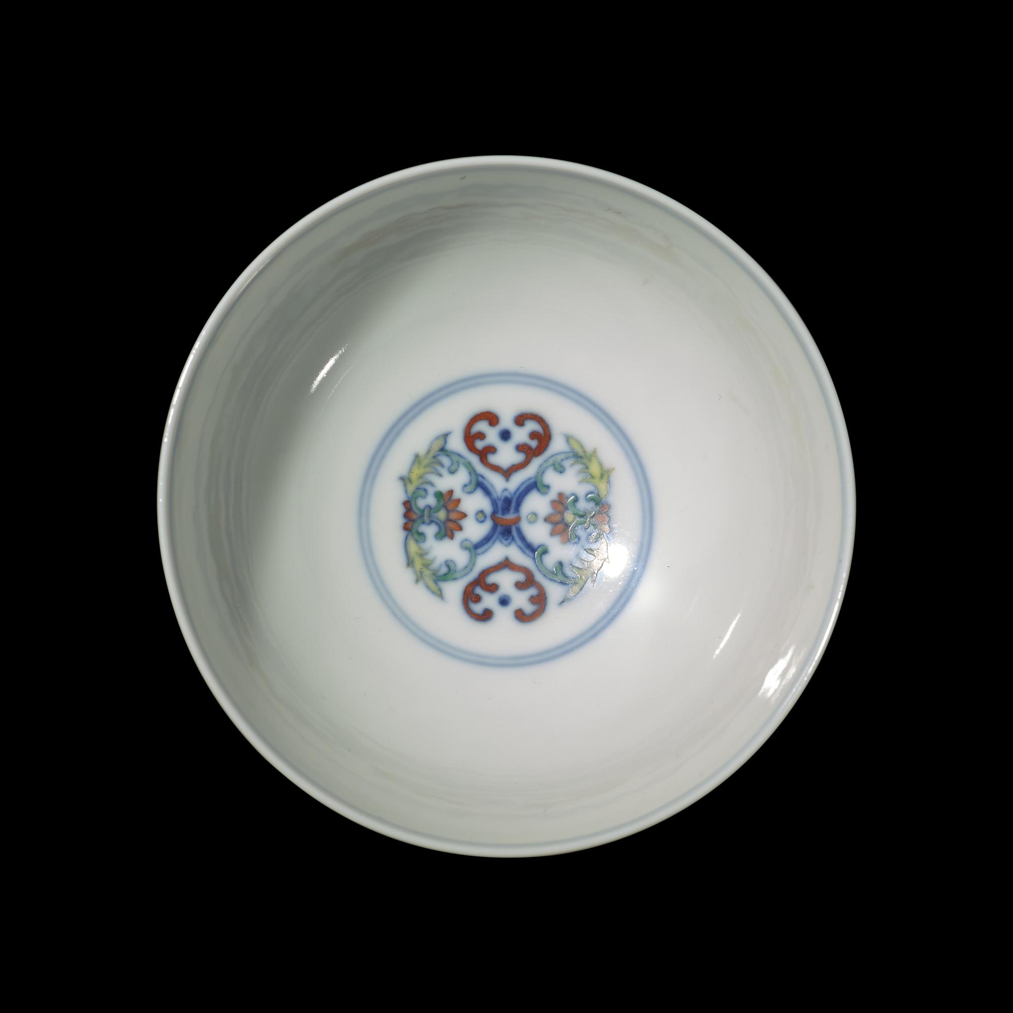A Chinese Doucai Porcelain 'Lotus' Cup 斗彩蓮紋盌