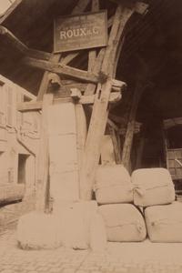 A group of five photographs ( Auberge du Compas d'Or, rue Montorgueil; Façade Saint-Lazare, faubourg Saint-Denis 107; Folie Thoinard, 9 rue Coq-Héron; Hôtel d'Imbercourt, 15 rue de l'Universite; Hôtel de Vendôme, rue Béranger 3 )