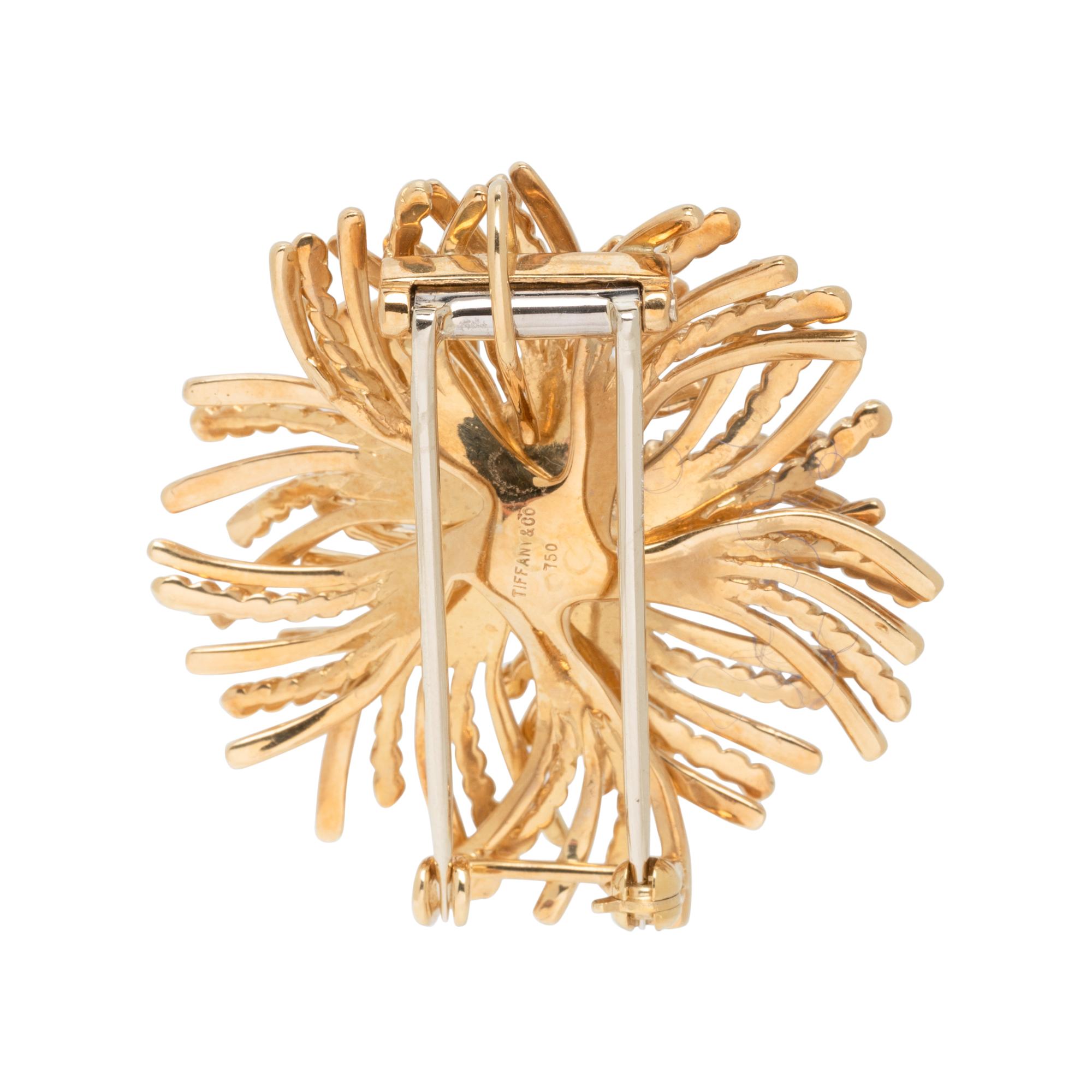 TIFFANY & CO., YELLOW GOLD 'ANEMONE' BROOCH PENDANT