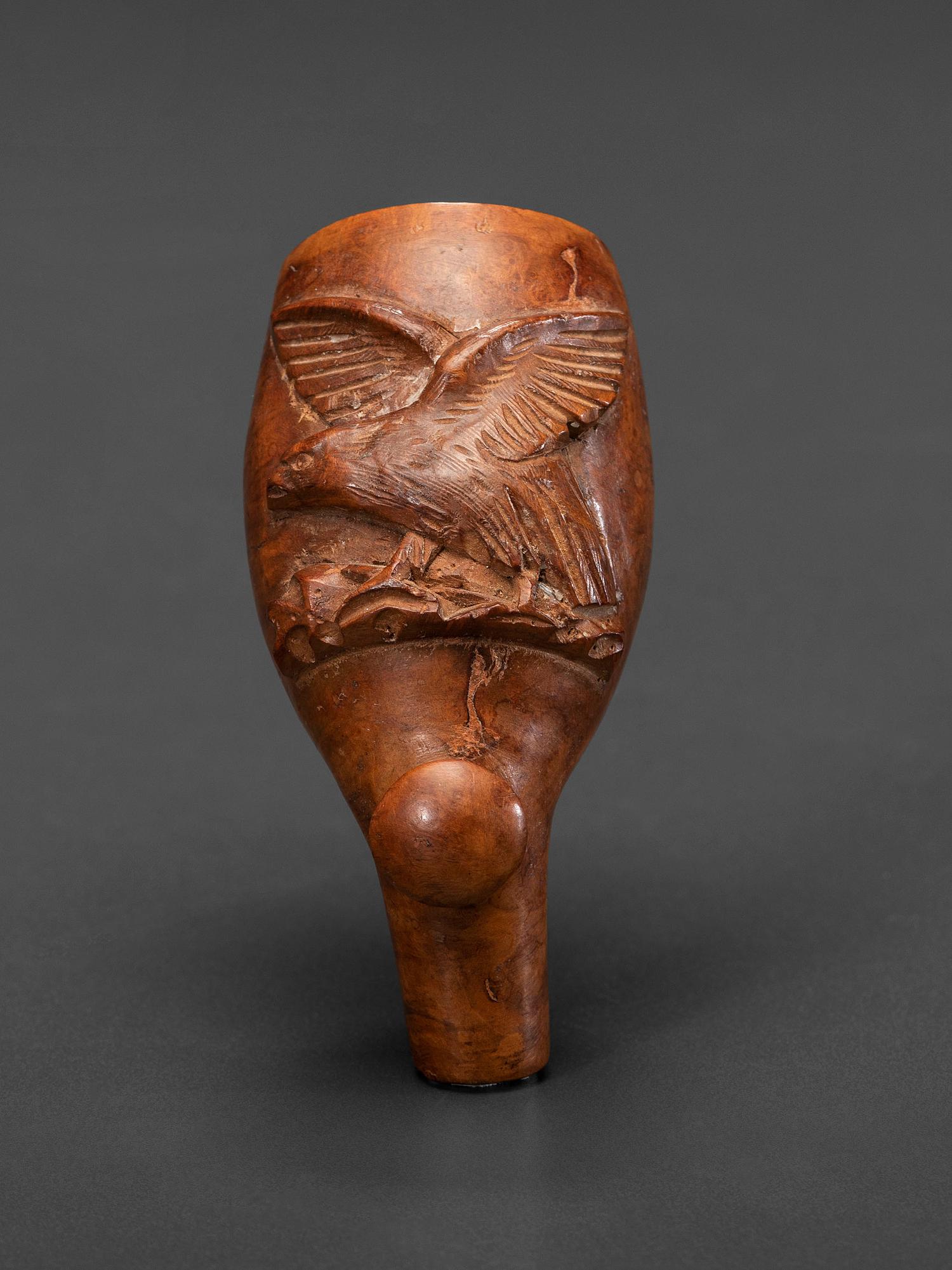A Patriotic Folk Art Eagle Carved Wood Pipe Head