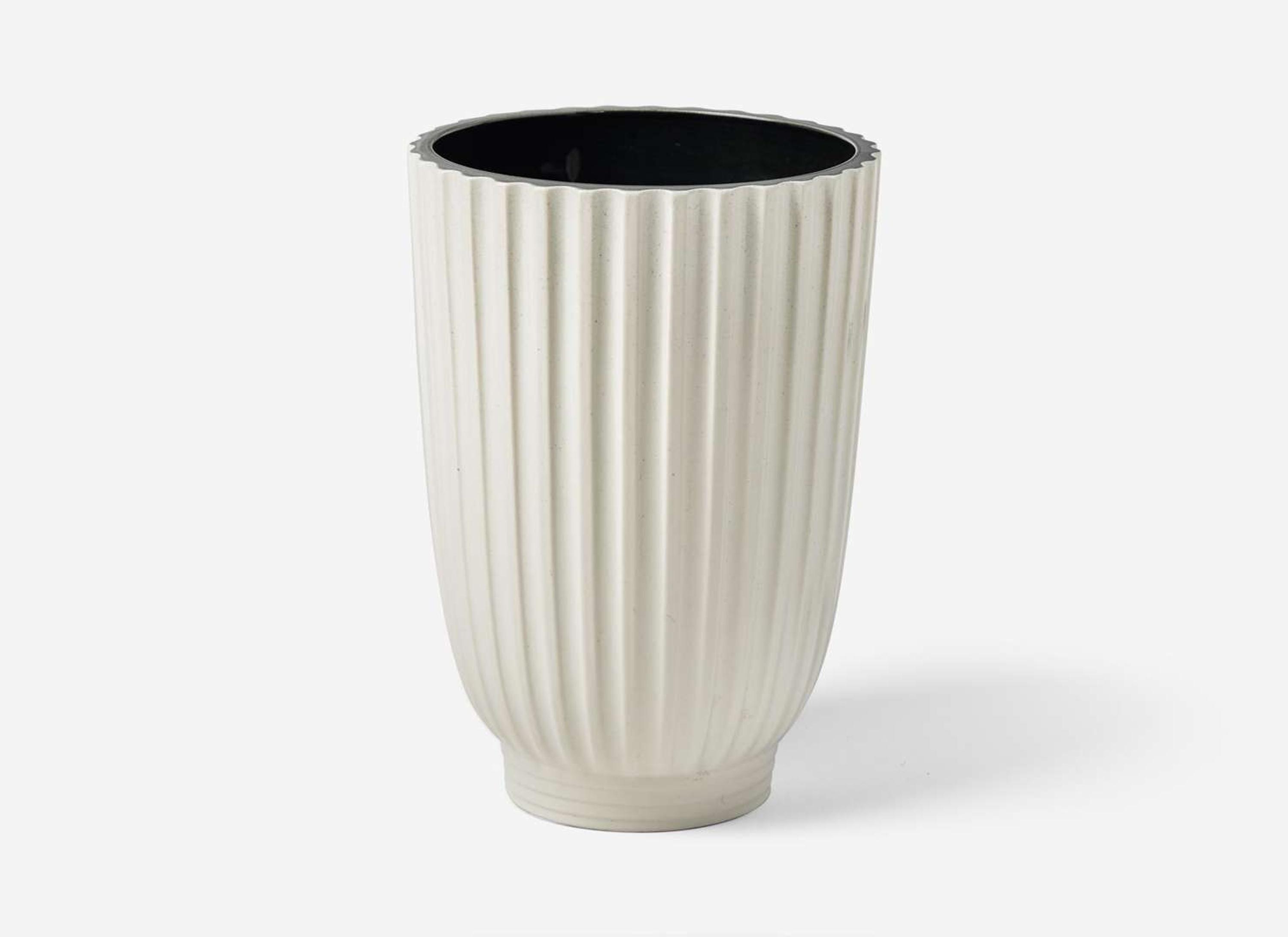 A Norman Wilson for Wedgwood Unique Ware Moonstone Glazed Vase, UK, circa 1940