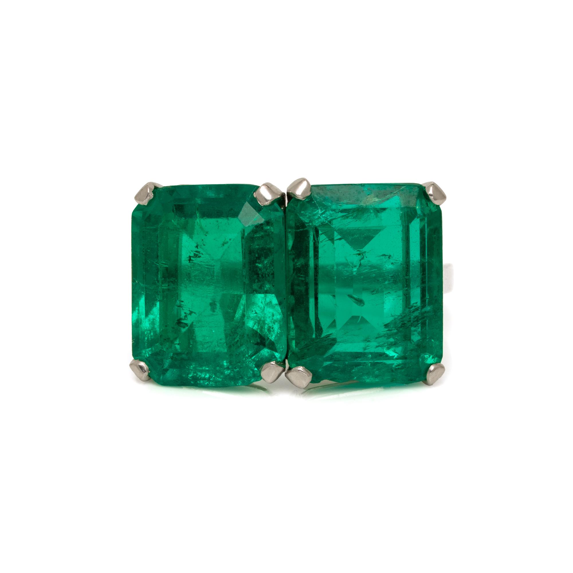 COLOMBIAN EMERALD TWIN STONE RING