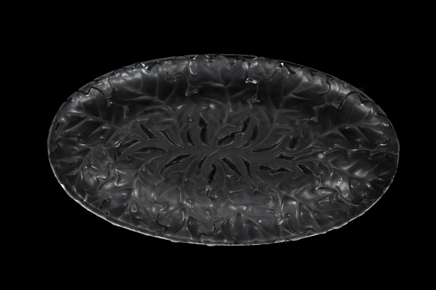 A Large Lalique Chene Oval Oak Leaf Platter