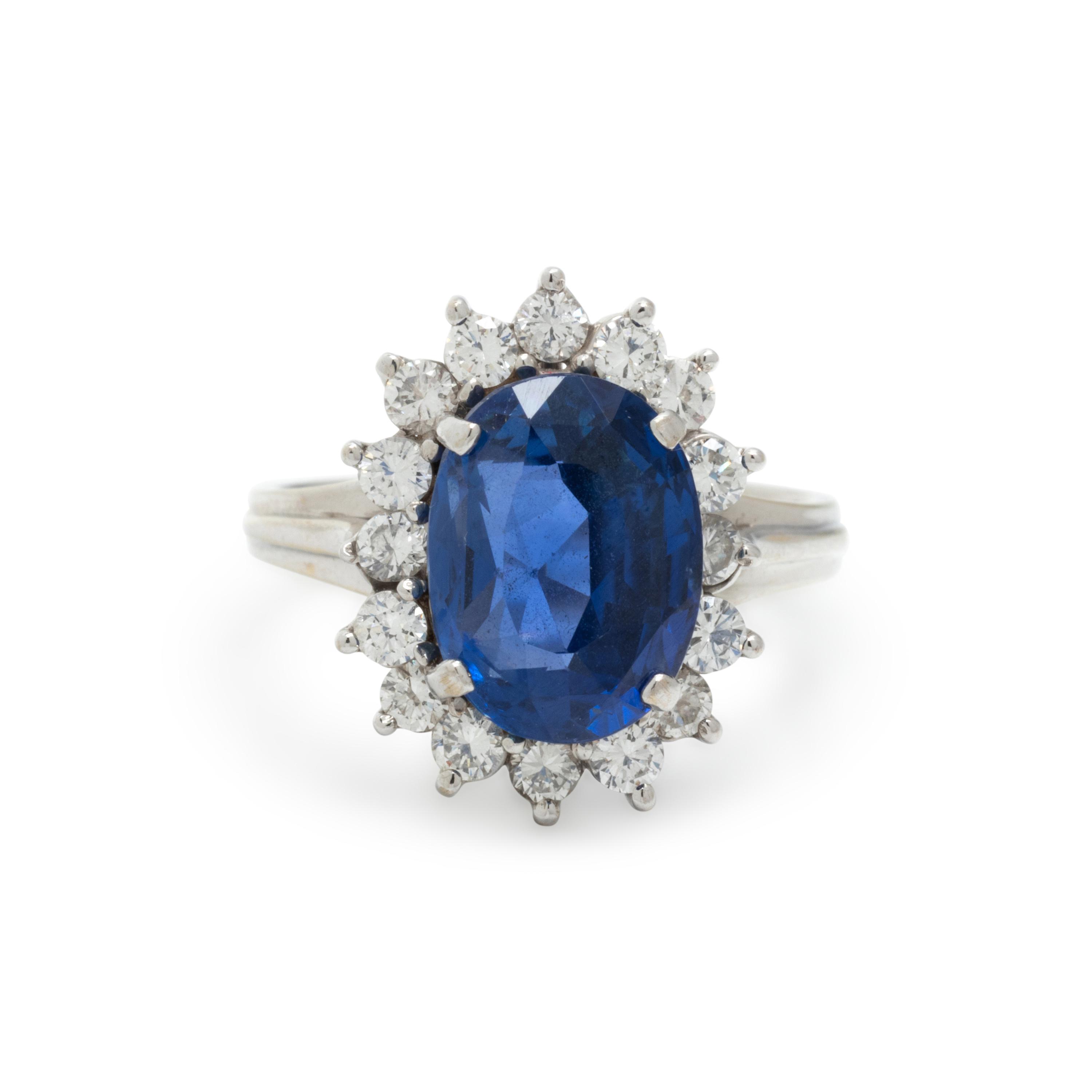 SAPPHIRE AND DIAMOND RING