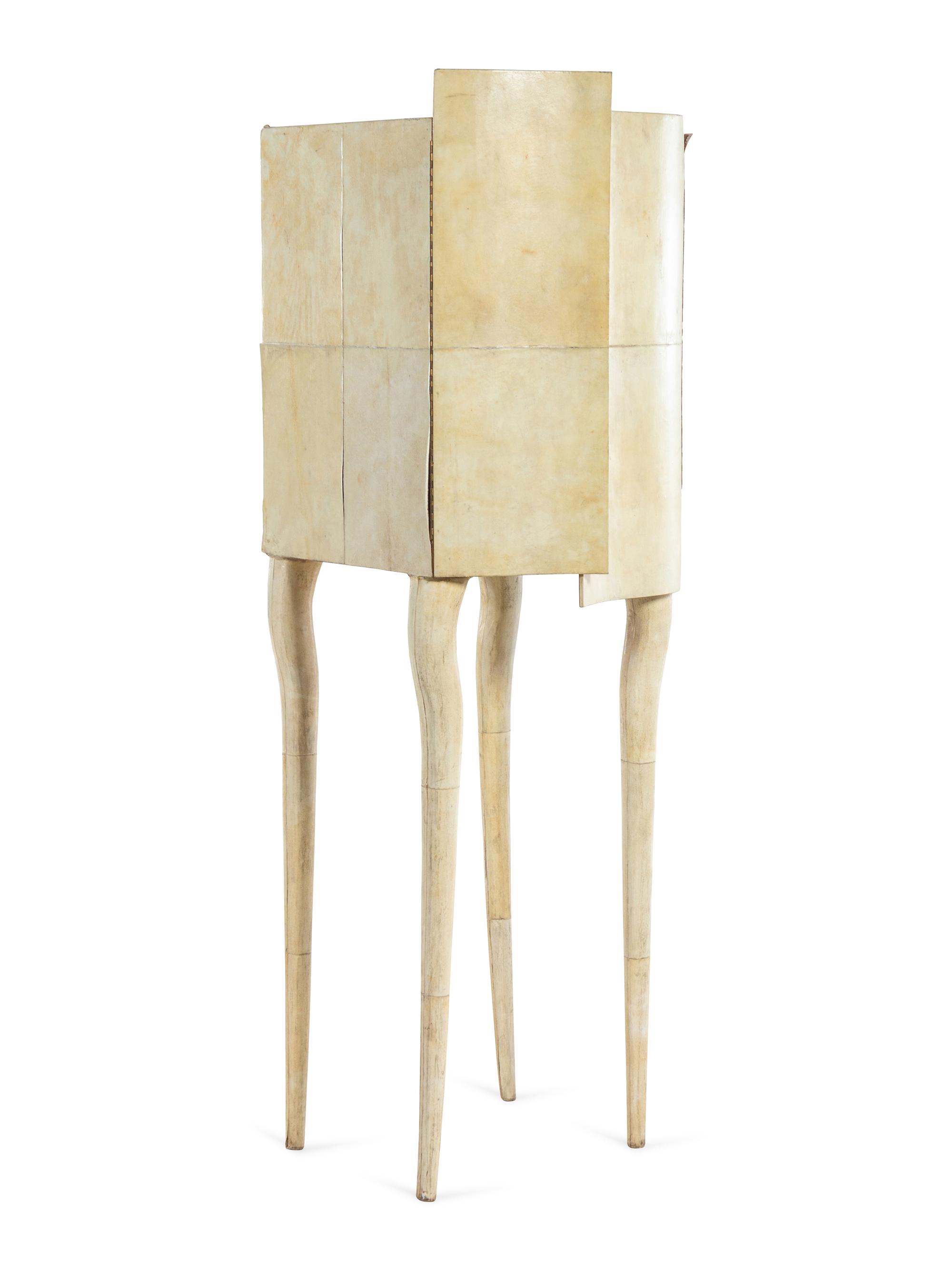 Standing Cabinet
