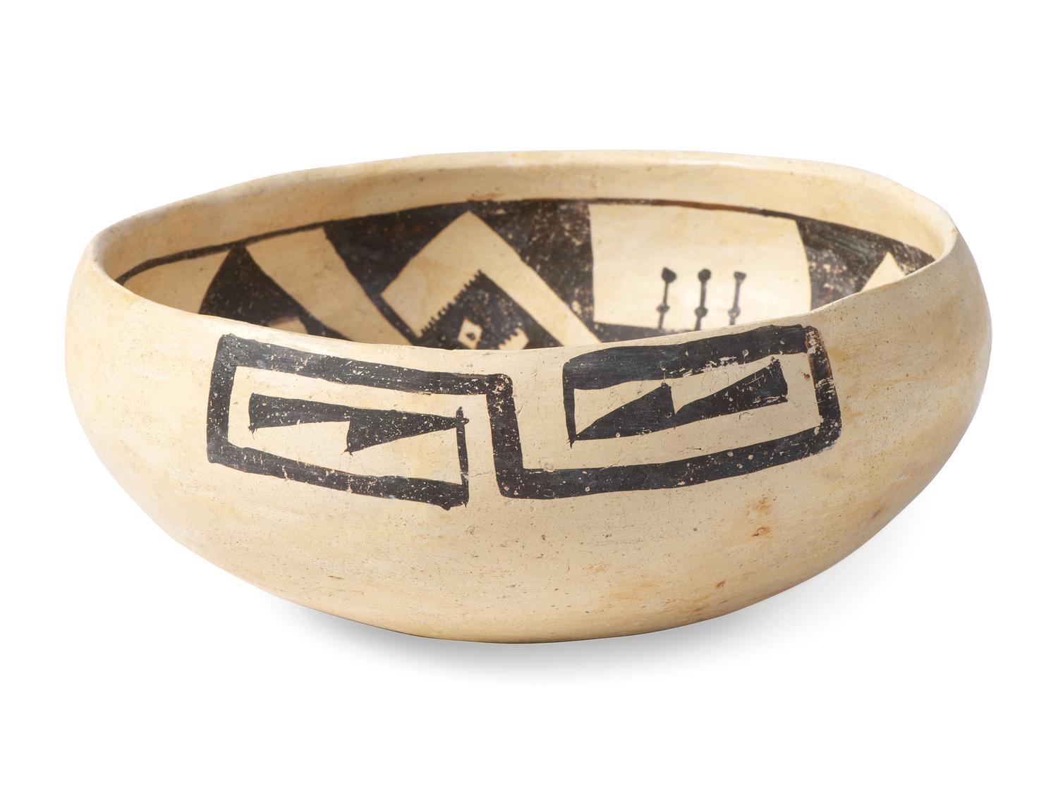 Ancestral Pueblo, Jeddito Black-on-Yellow Bowl