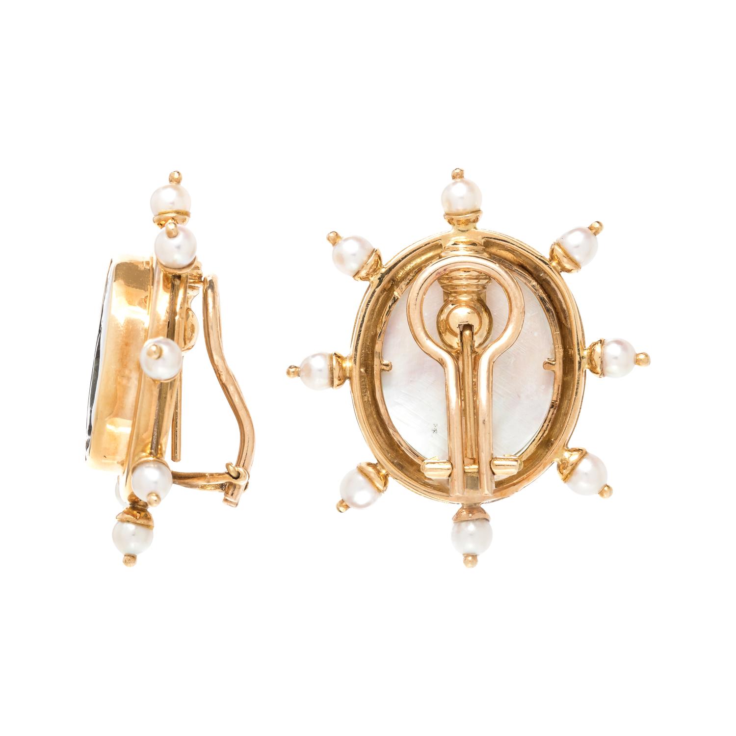 ELIZABETH LOCKE, YELLOW GOLD, INTAGLIO AND CULTURED PEARL EARCLIPS