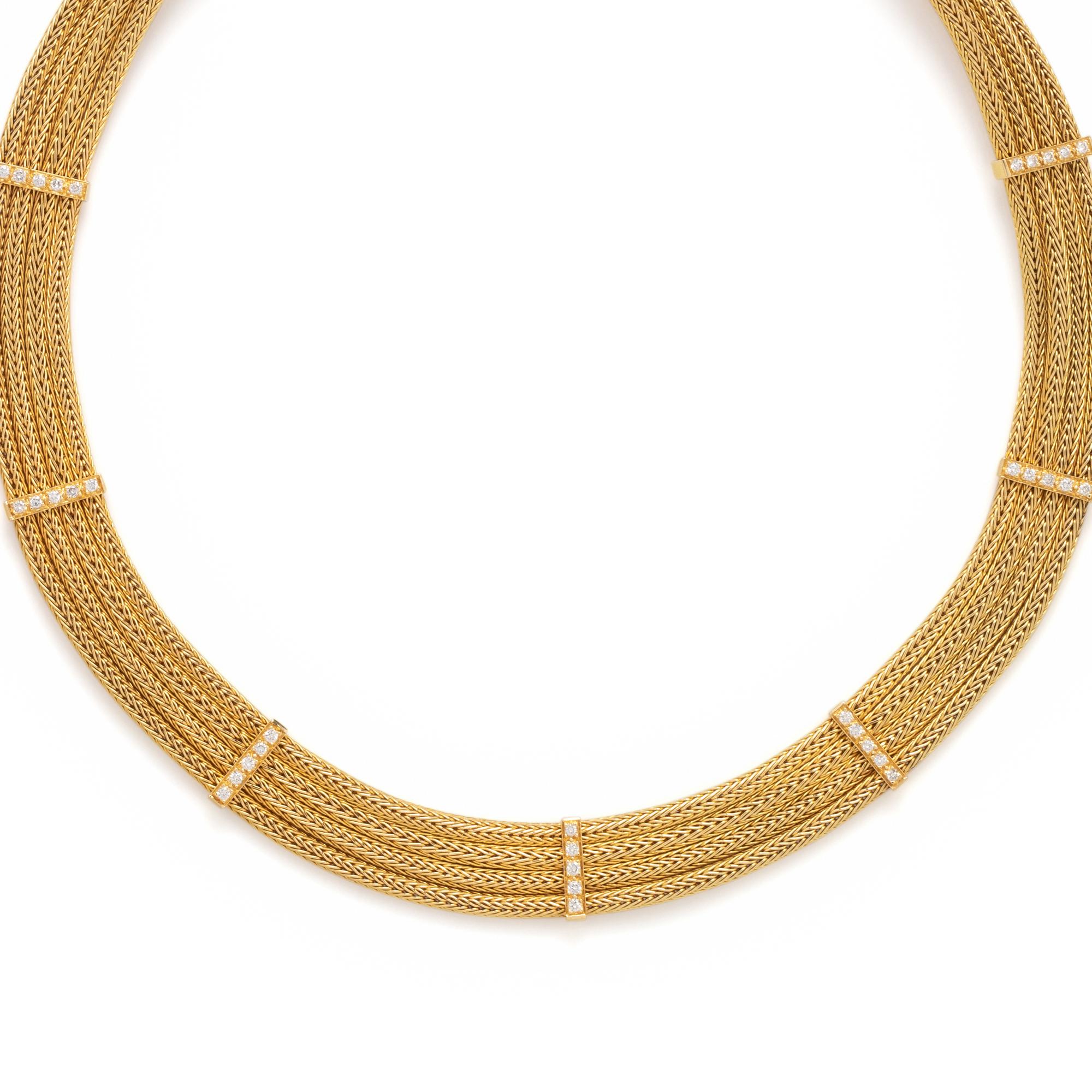 YELLOW GOLD AND DIAMOND NECKLACE