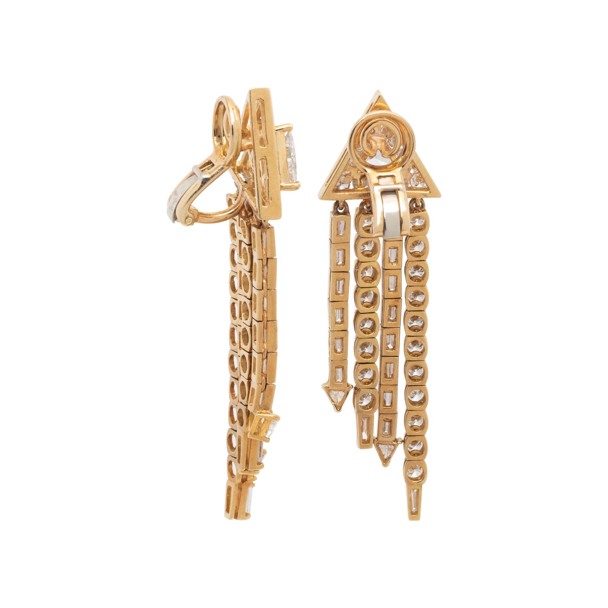 YELLOW GOLD AND DIAMOND EARCLIPS