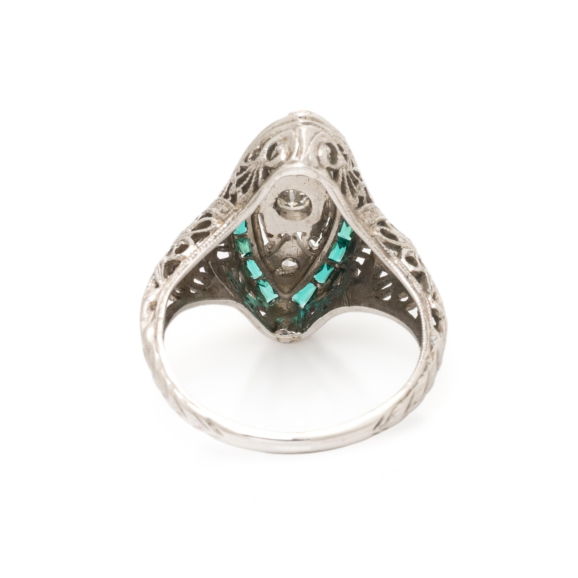 COLLECTION OF DIAMOND AND WHITE GOLD JEWELRY