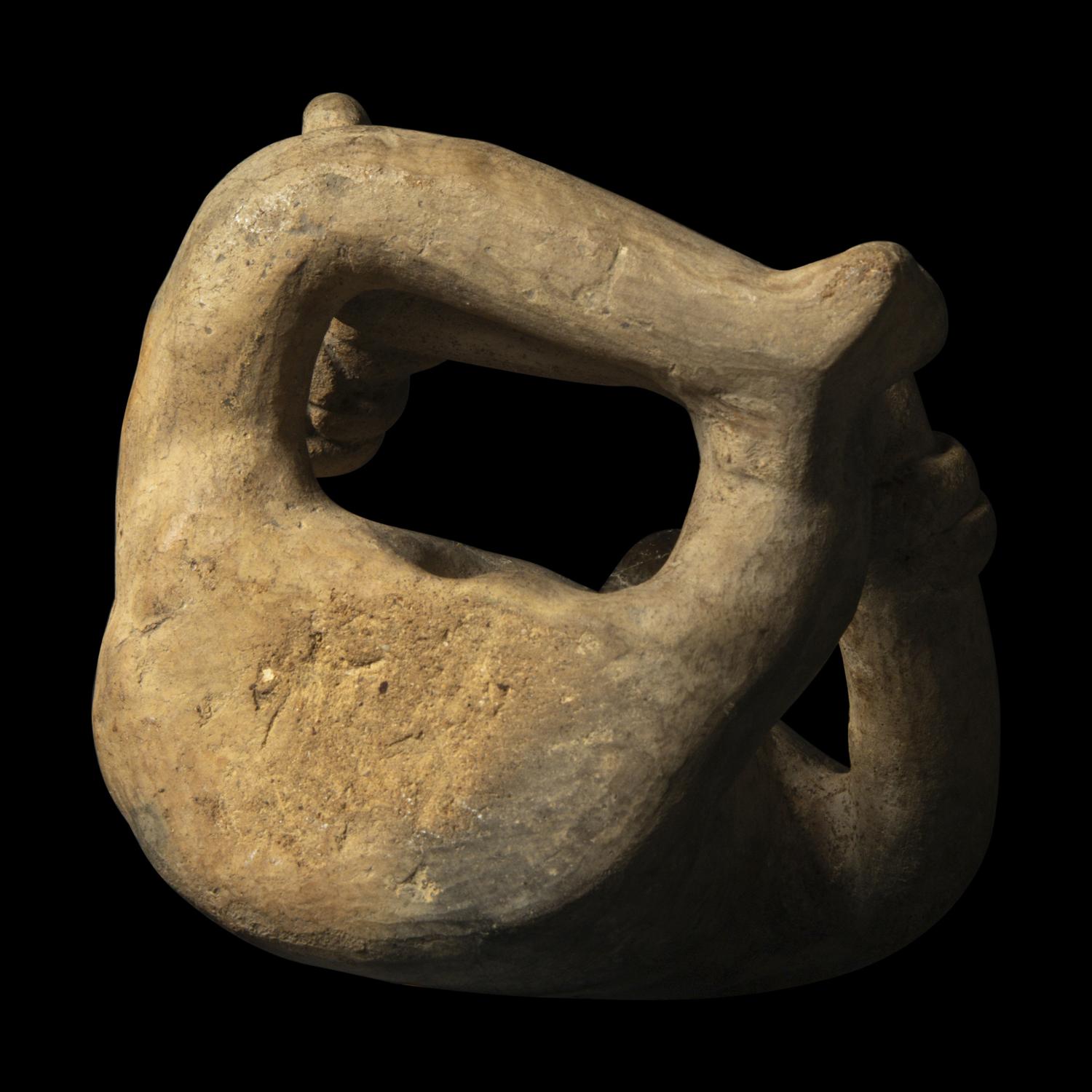 A Jamacoaque Terracotta Figure