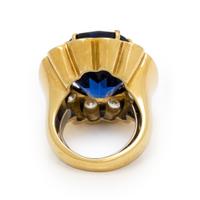 Tanzanite, Diamond, and Yellow Gold Ring
