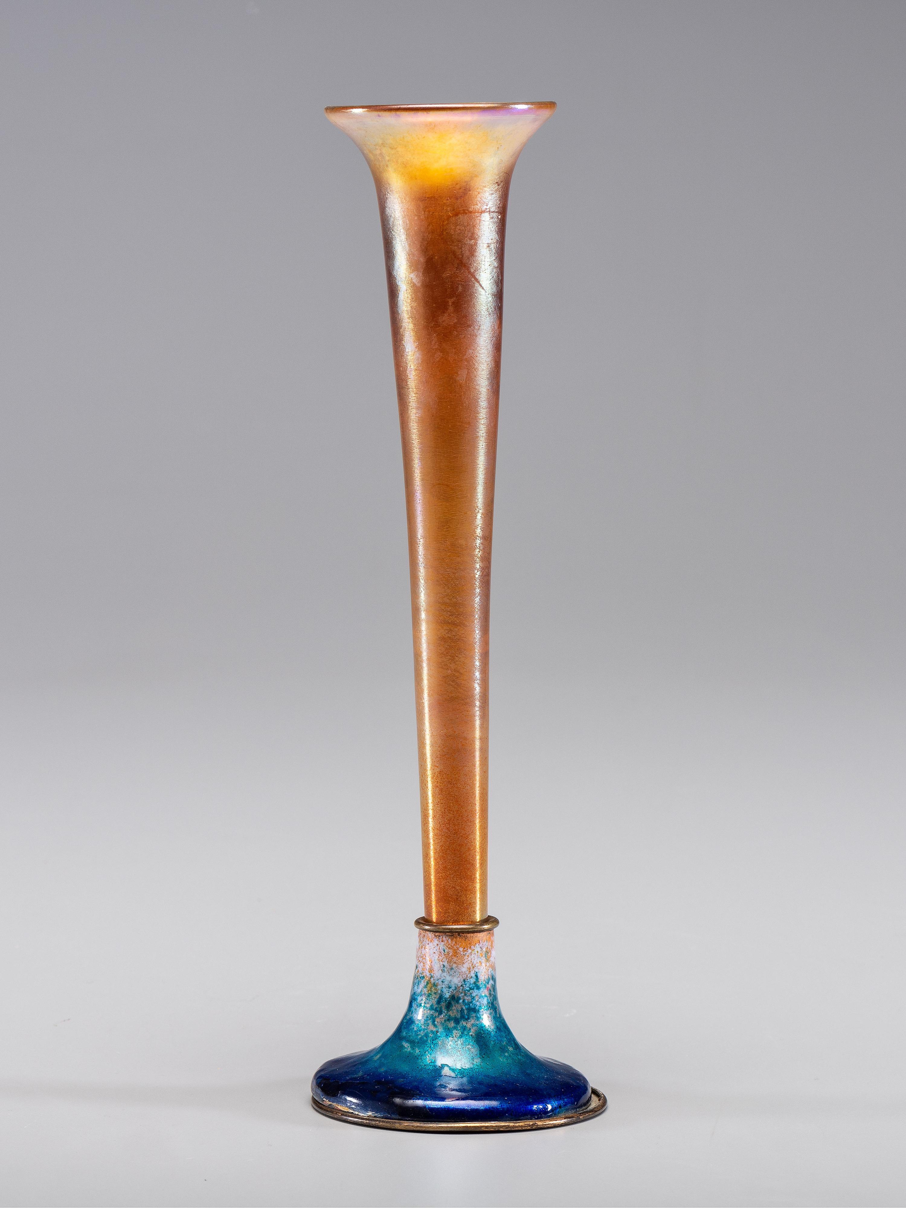 Bud Vase