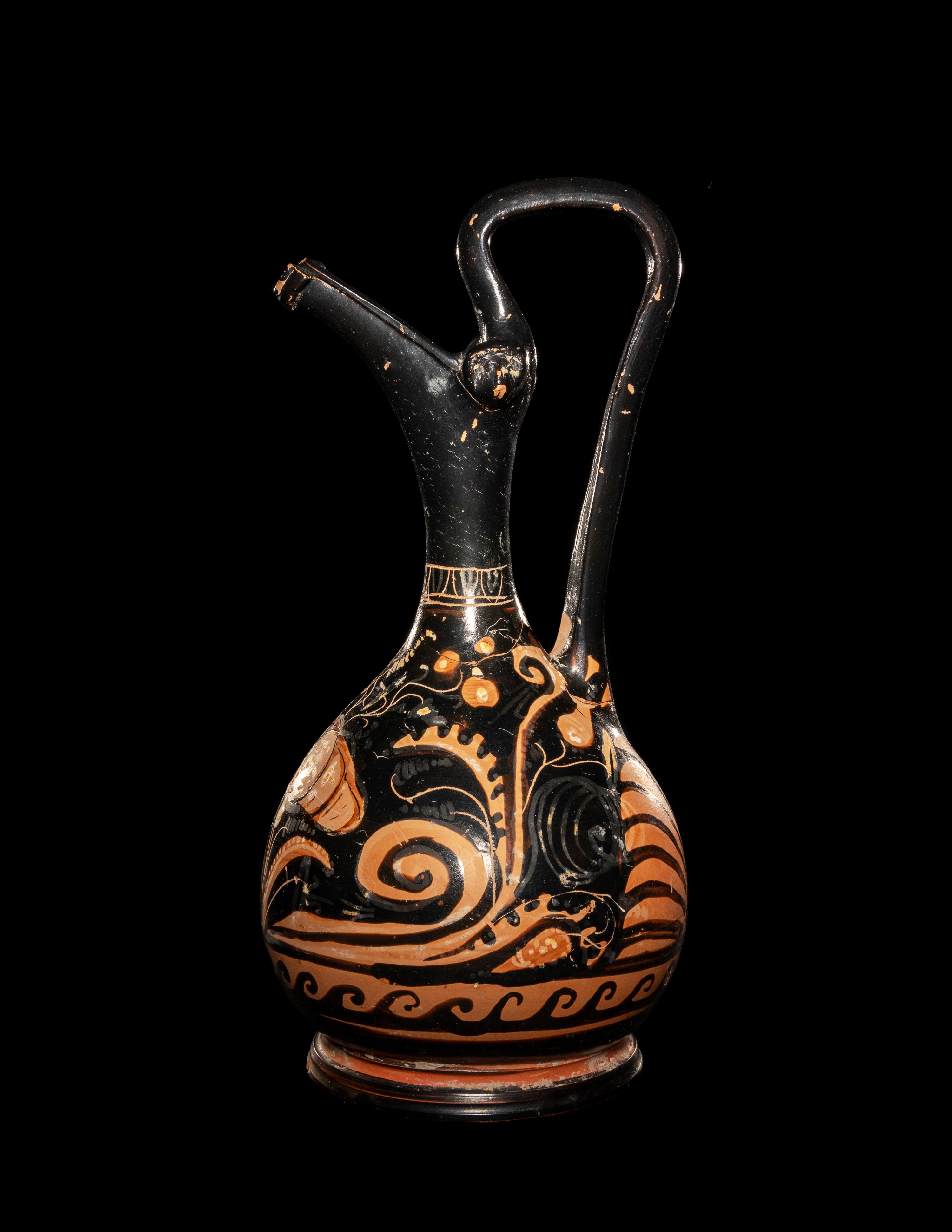 An Apulian Red-Figured Epichysis