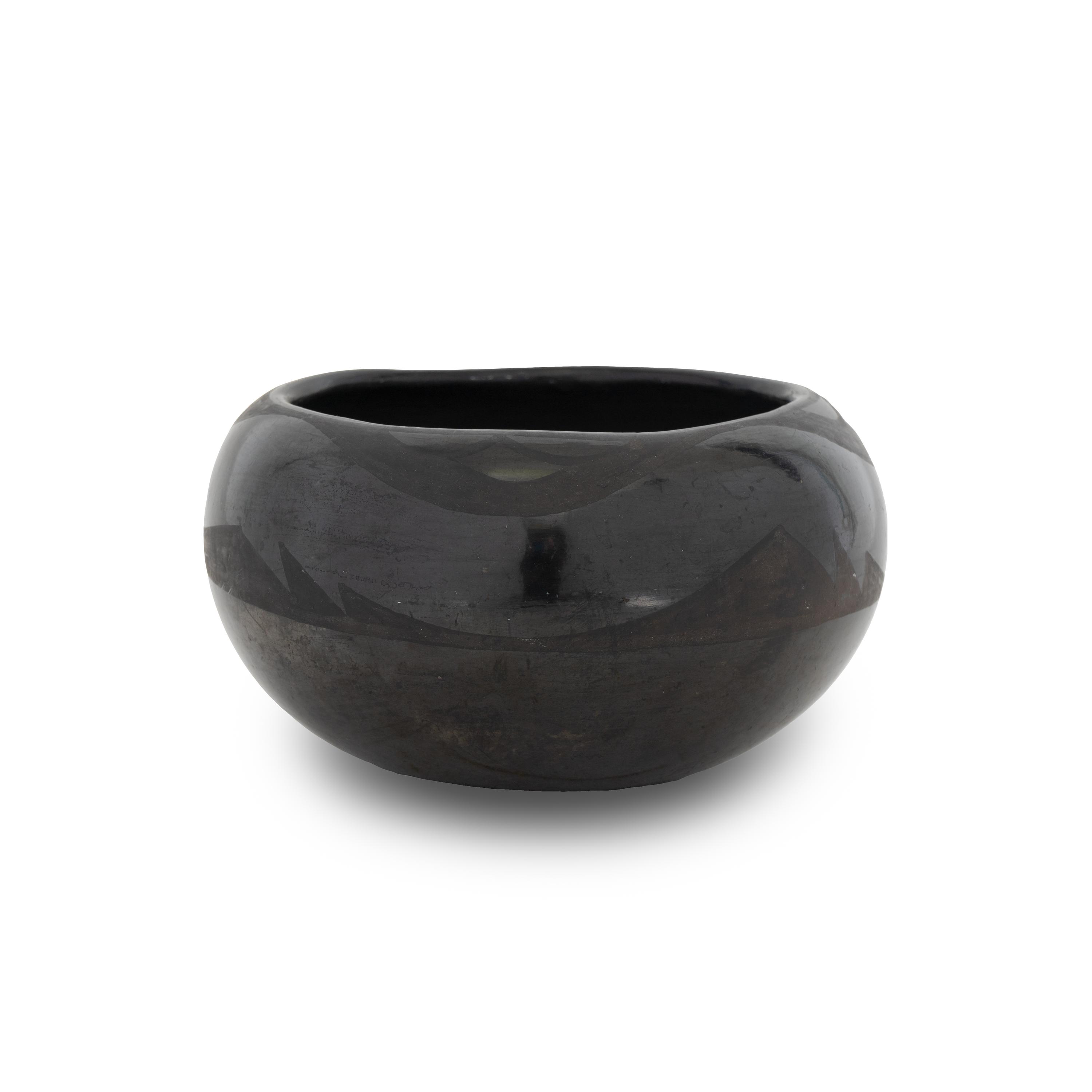 Maria Martinez (San Ildefonso, 1887-1980) Blackware Pottery Jar 1923-1925