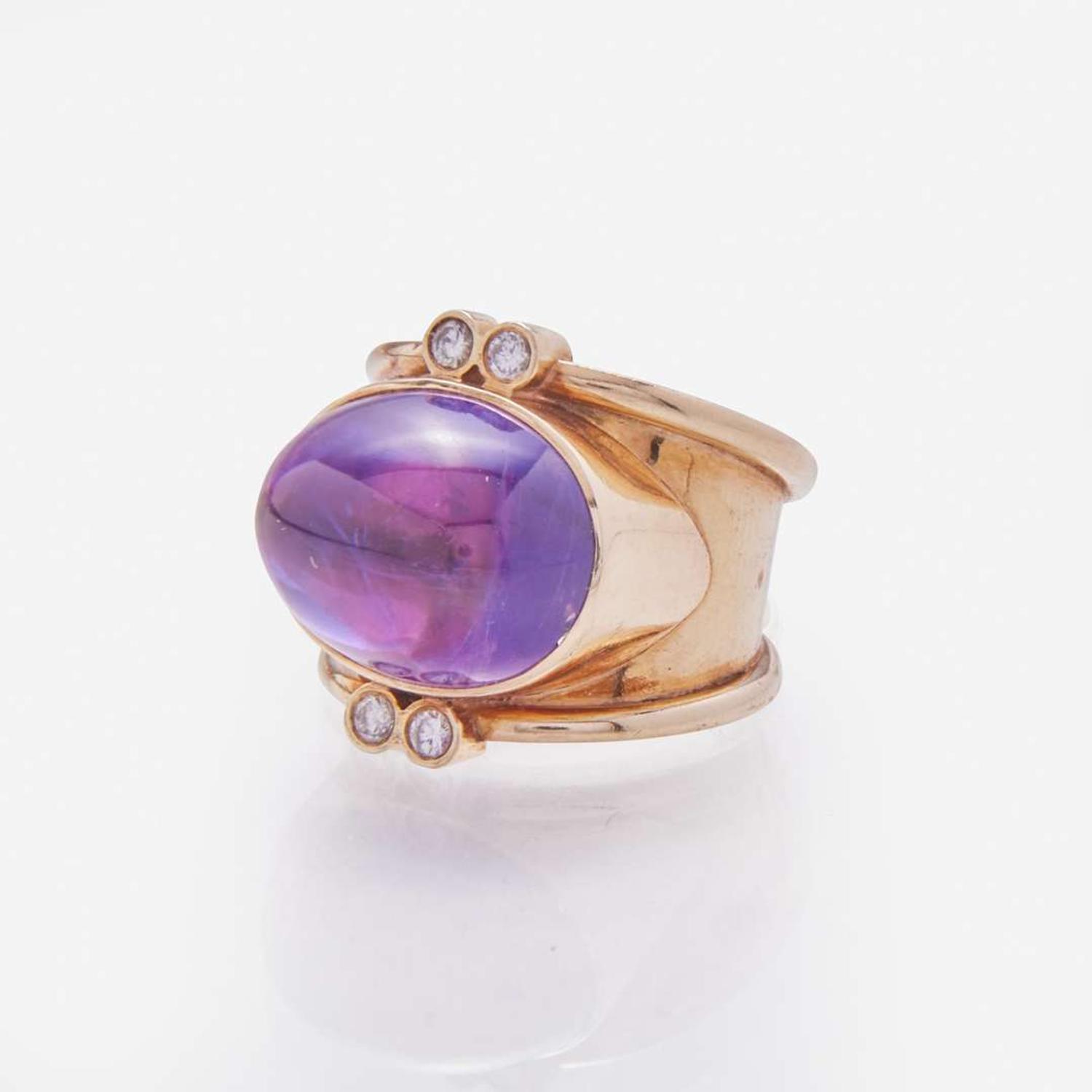A 14K Yellow Gold, Amethyst, and Diamond Ring