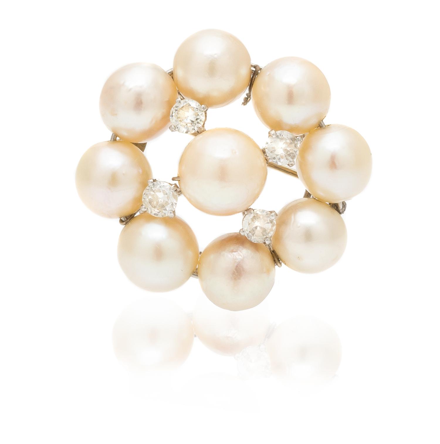 An Antique Platinum, Pearl and Diamond Brooch, 7.20 dwts.