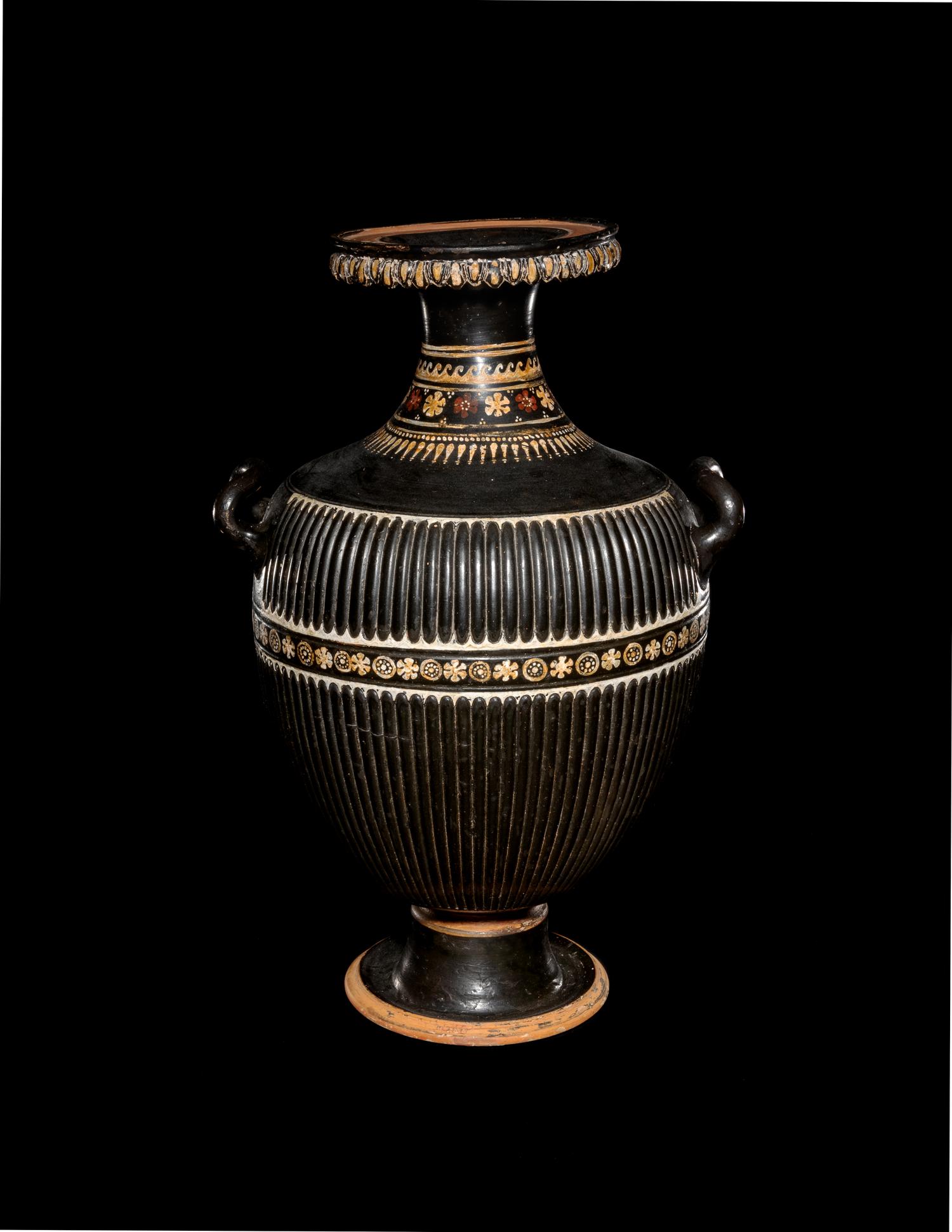 An Apulian Gnathian-Ware Ribbed Hydria