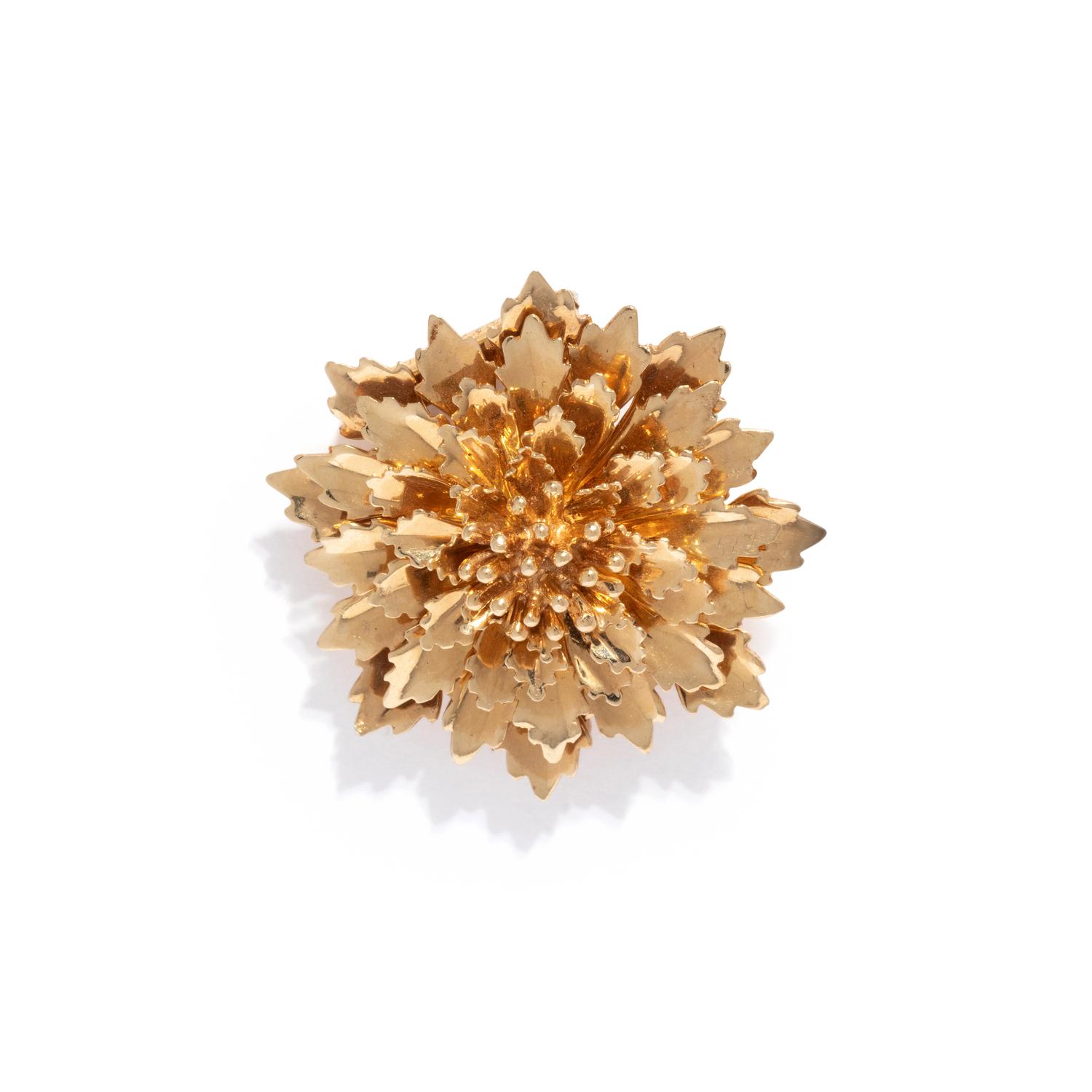 TIFFANY & CO., YELLOW GOLD FLOWER BROOCH