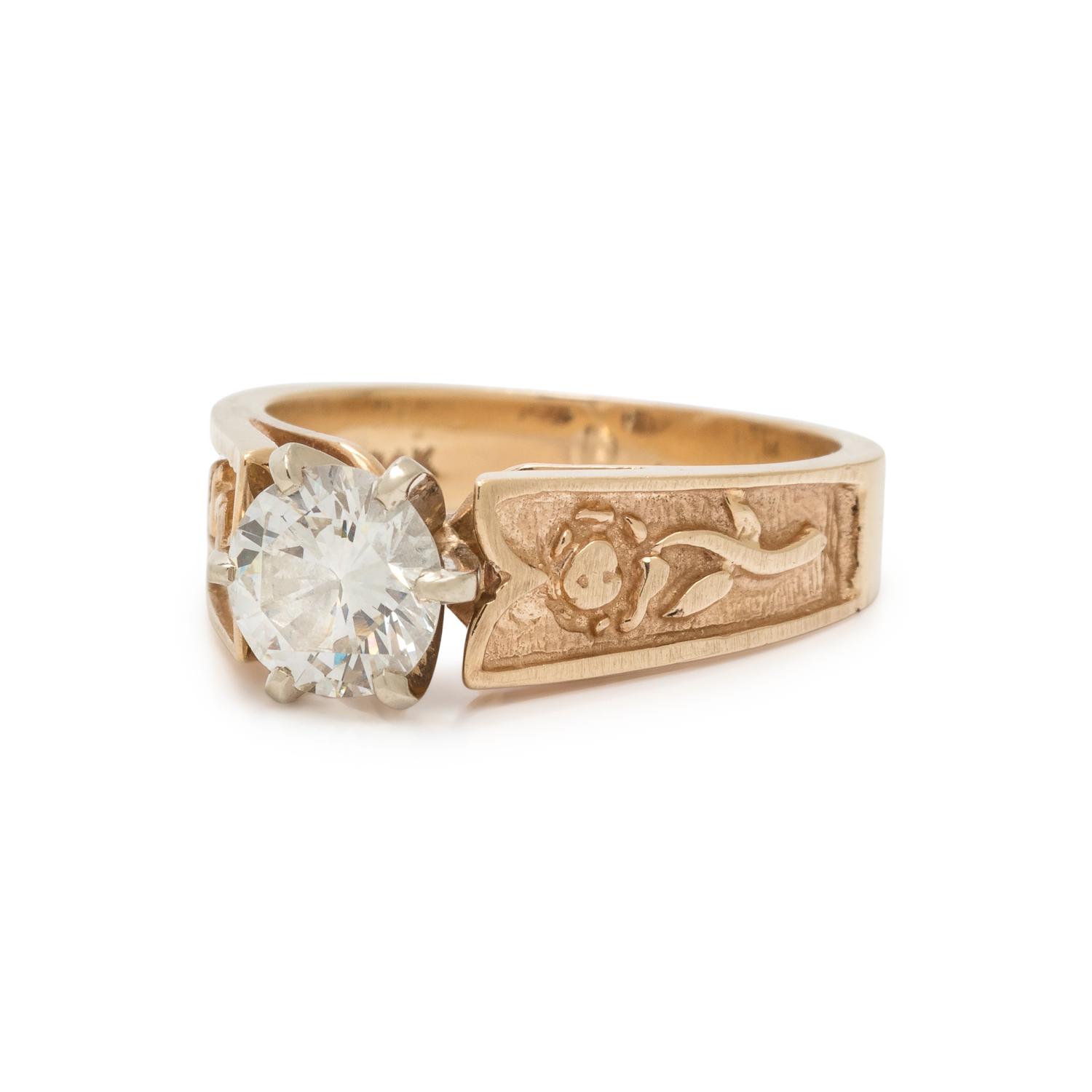 YELLOW GOLD AND DIAMOND RING