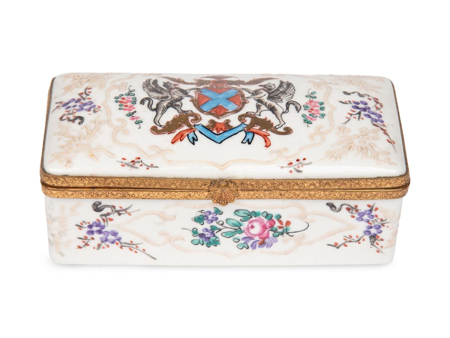 A Samson Porcelain Table Casket