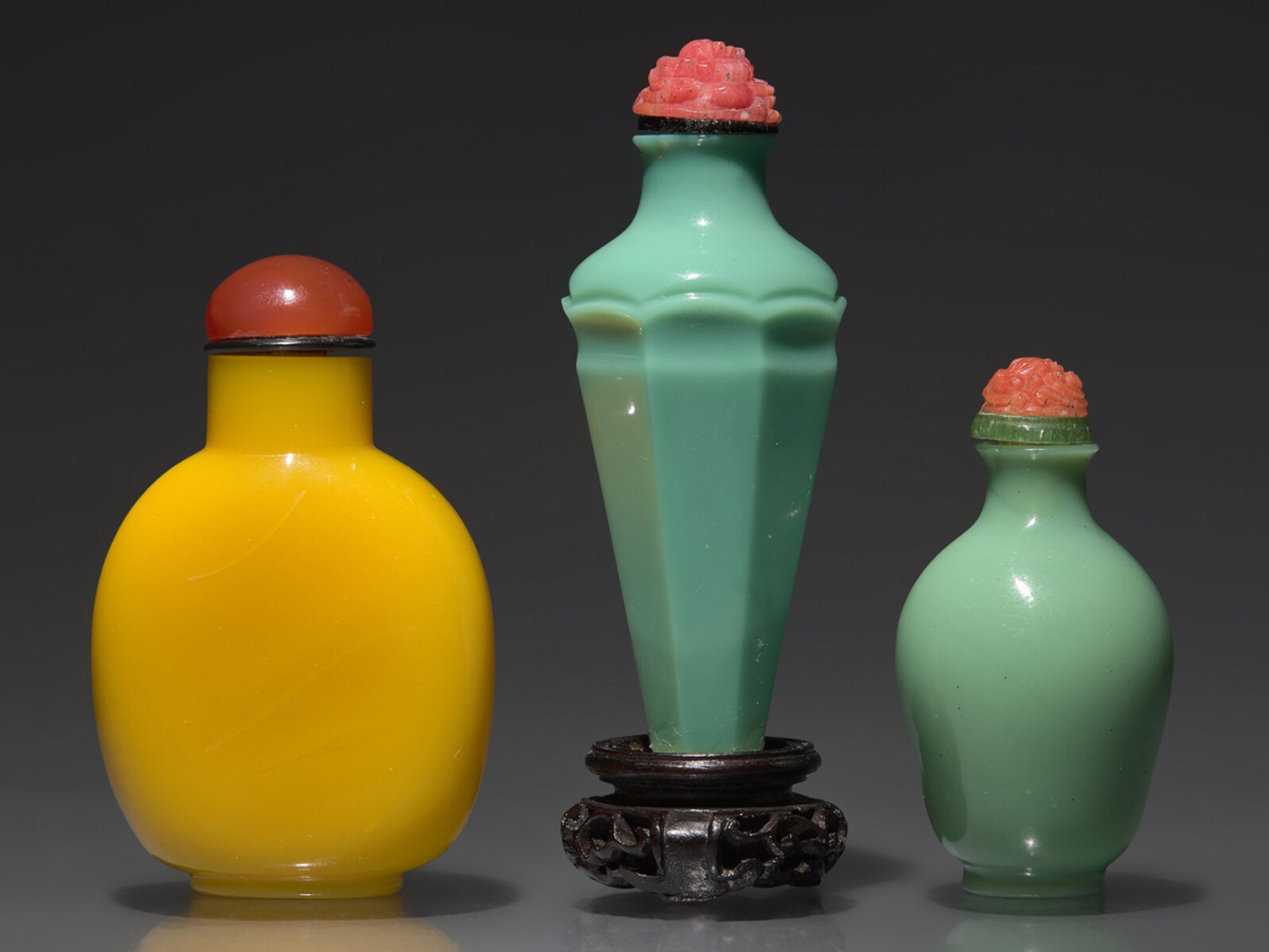 Chinese Snuff Bottles from the Estate of Dr. Thomas Klein, part II