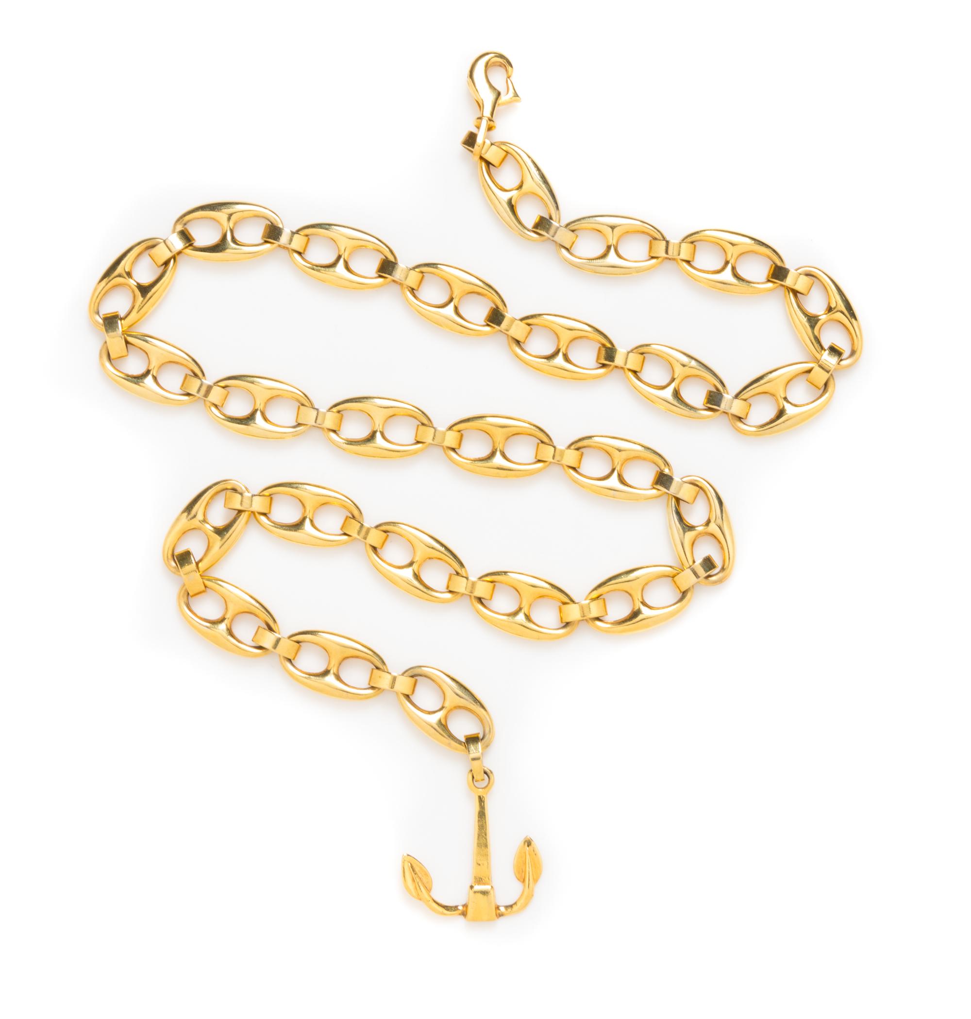 A Gucci Goldtone Link Belt, 32".