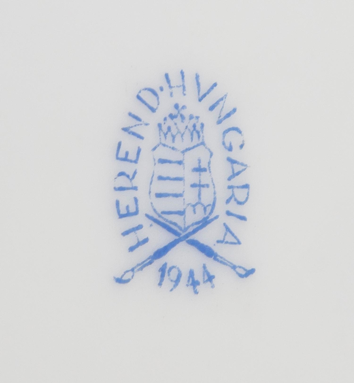 An Assembled Herend Porcelain Dinner Service for Twelve, Diameter of dinner plate 10 3/8 inches.