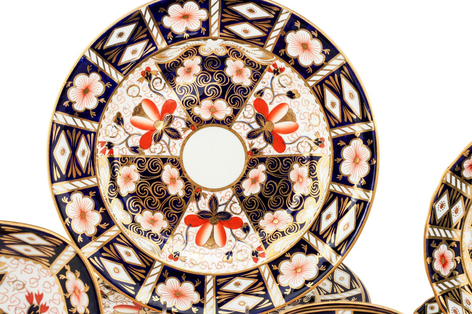A Royal Crown Derby Imari Porcelain Dinner Service