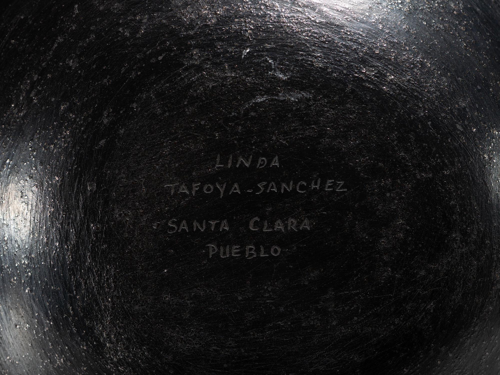 Linda Tafoya-Sanchez (Santa Clara, b. 1962) — Micaceous Blackware Pottery