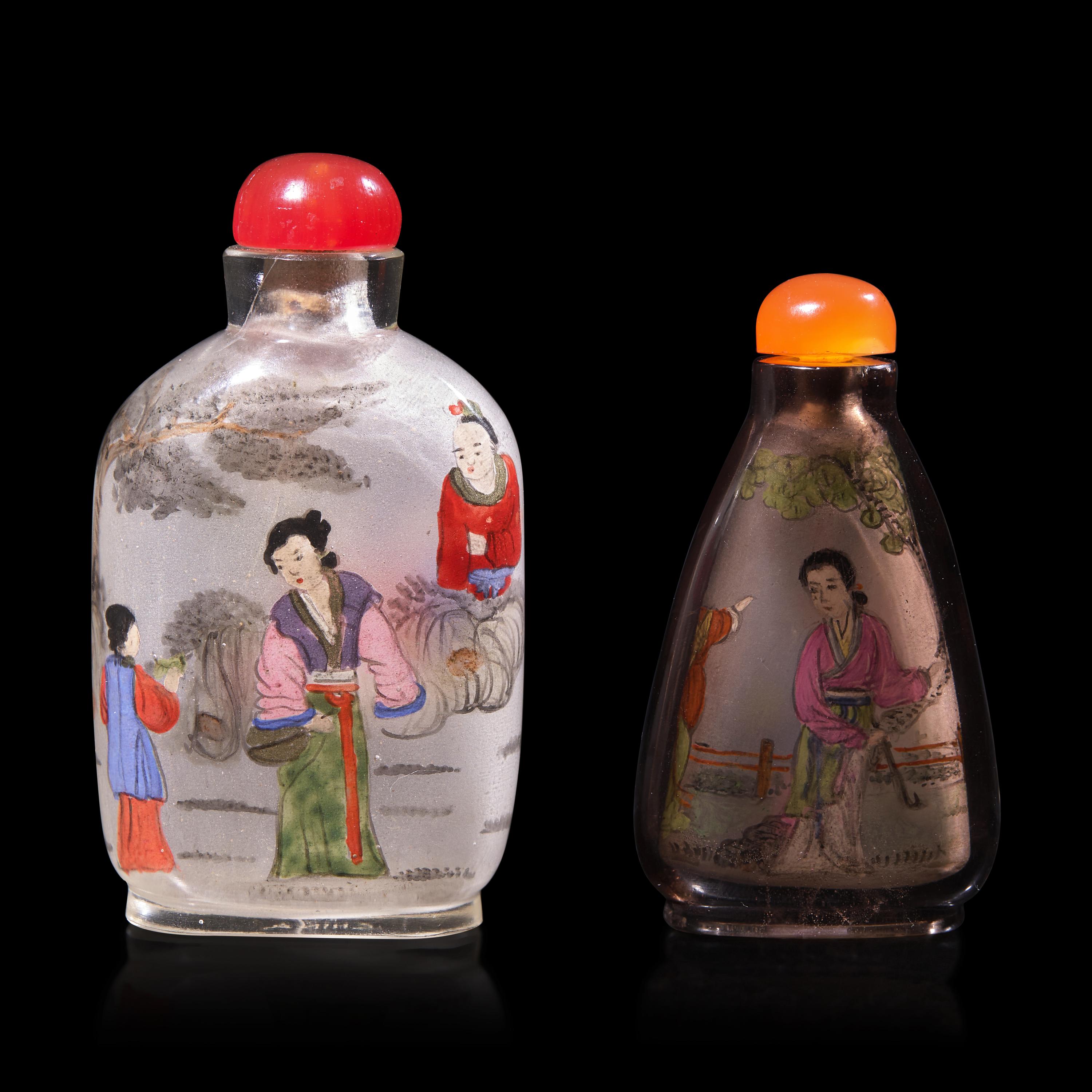 Two Inside Painted Snuff Bottles 玻璃 內畫人物圖鼻煙壺兩支
