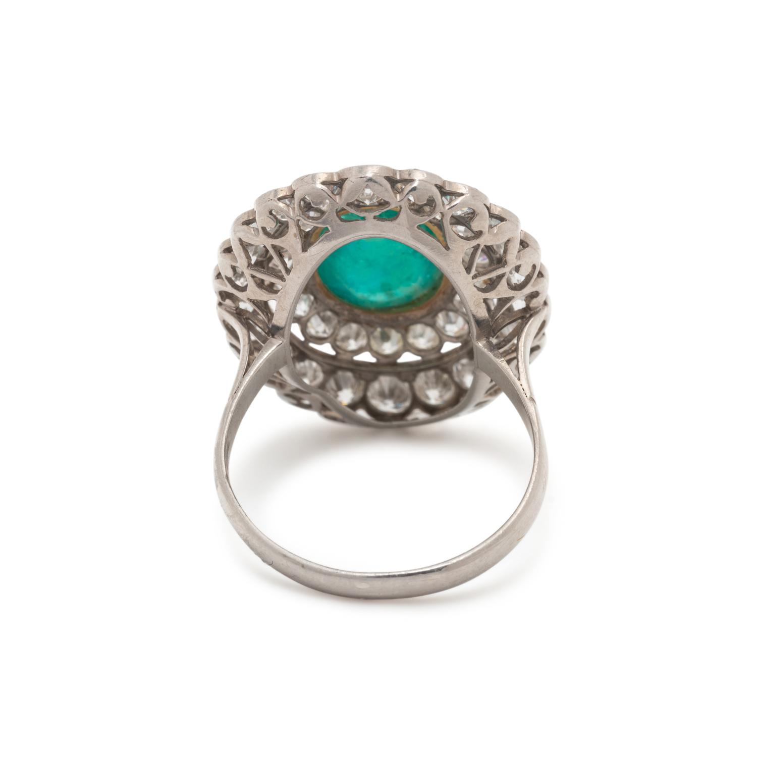 EMERALD AND DIAMOND RING