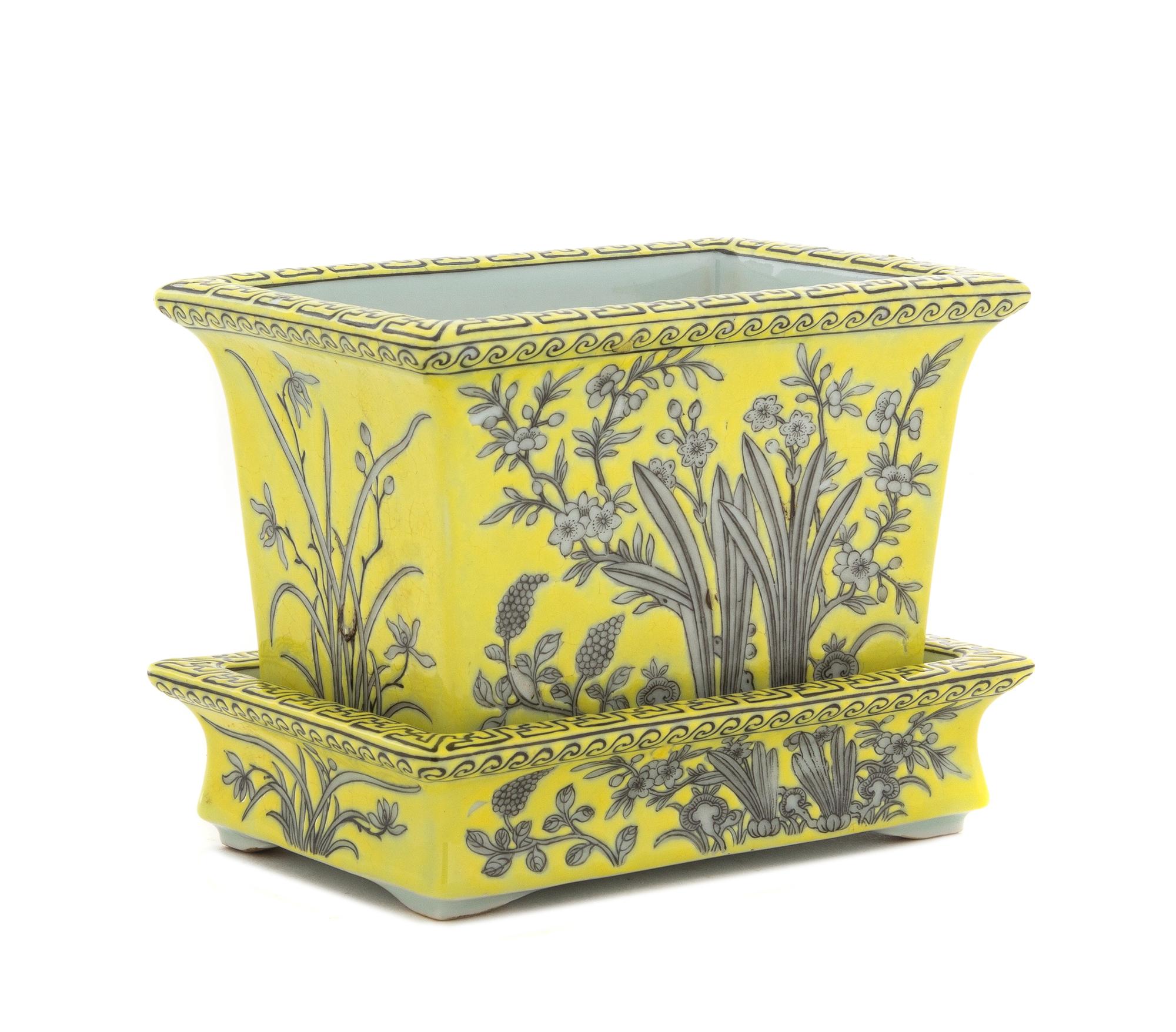 A Grisaille Enamel on Yellow Ground Porcelain Cachepot and Undertray