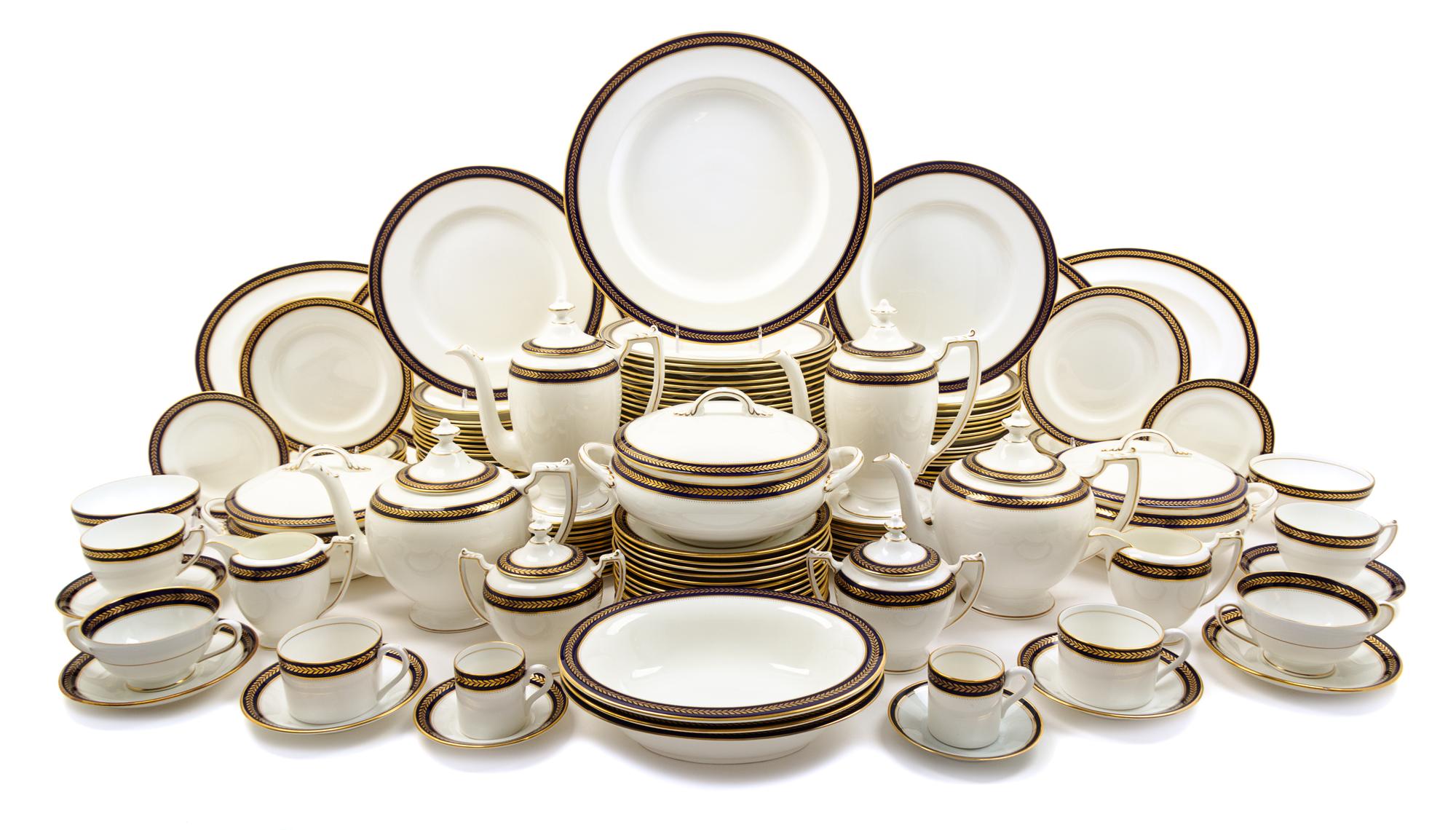 A Large English Parcel Gilt Porcelain Service Diameter of dinner plate 10 3/4 inches. — COALPORT, 20TH CENTURY